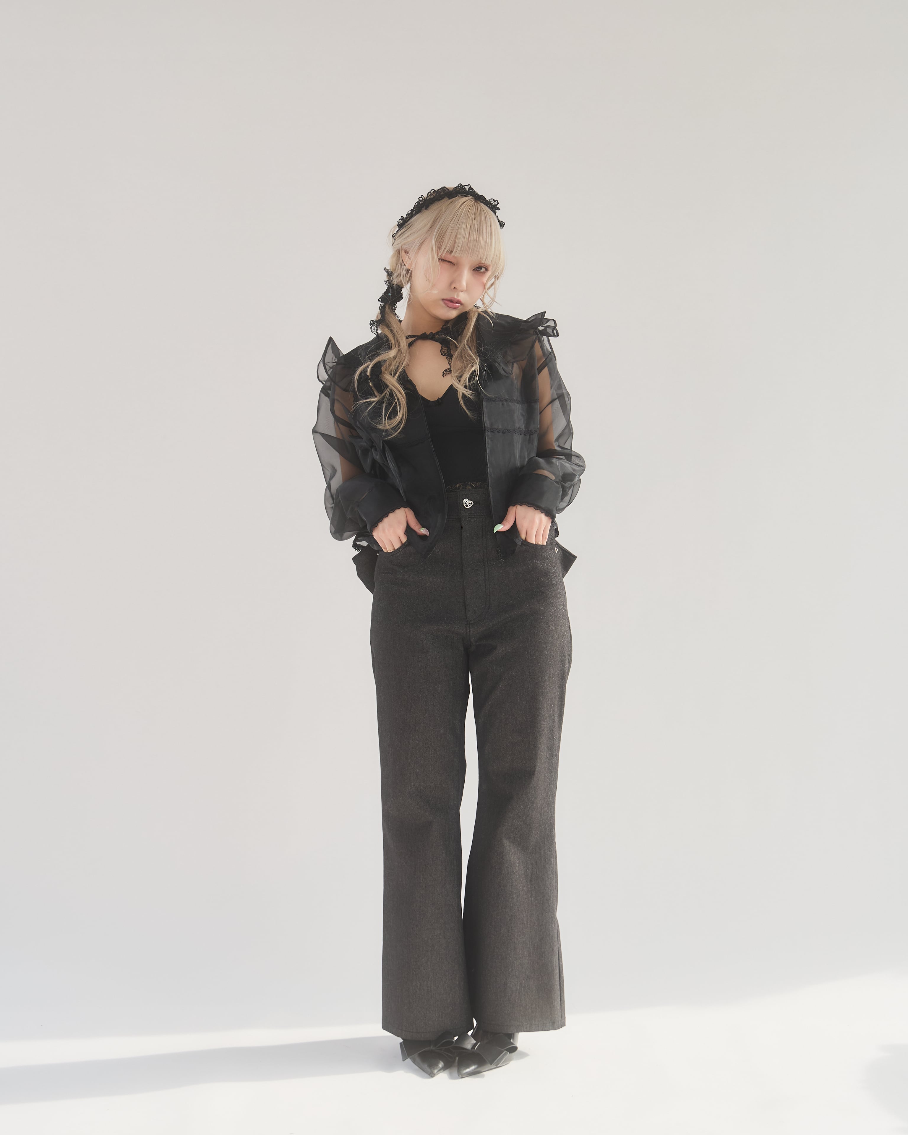 Starry⭐︎バックリボンラメデニムパンツ | lilLilly official webstore