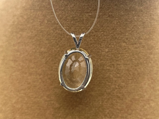 シルバーペンダントトップ（ゴールデンラブラドライト）