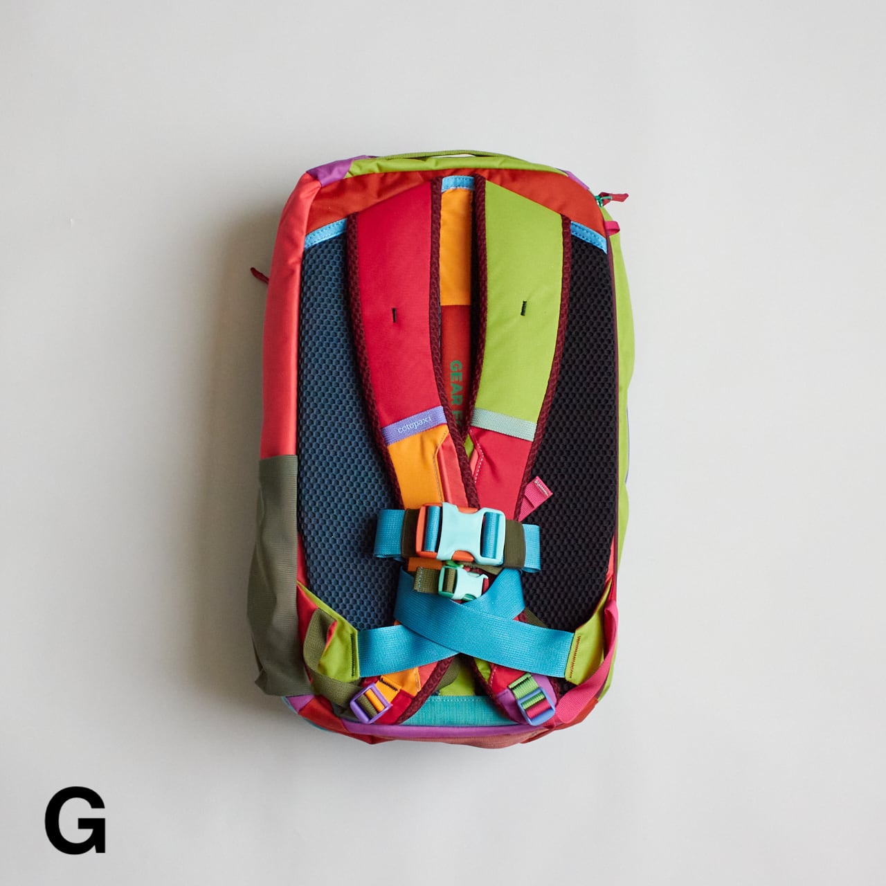 Cotopaxi（コトパクシ）Allpa 28L c/#G Travel Pack - Del Día メンズ