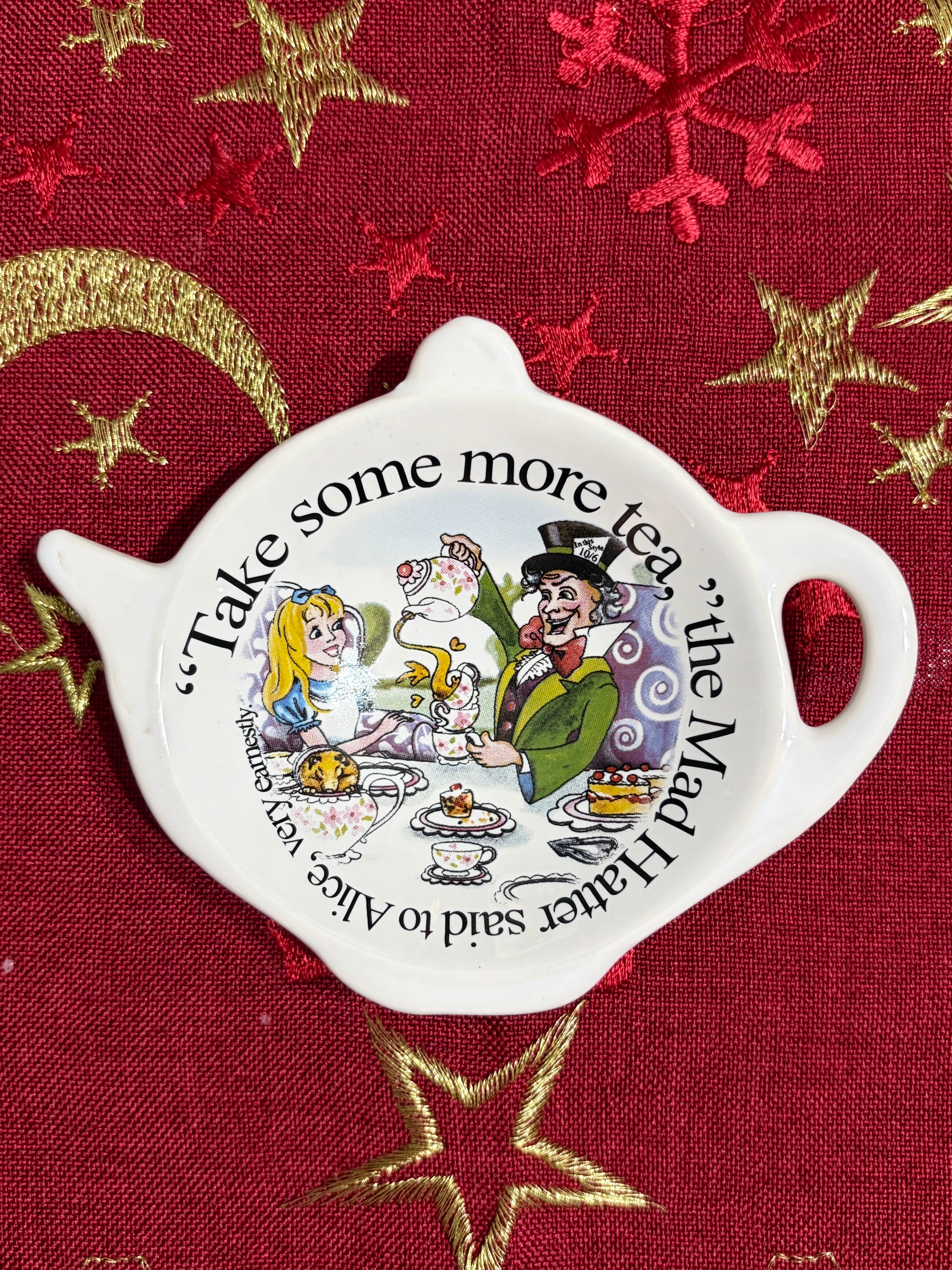 ◆ALICE IN WONDERLAND◆ティートレイ◆カーデュー・デザイン◆Cardew Designs◆英国製◆
