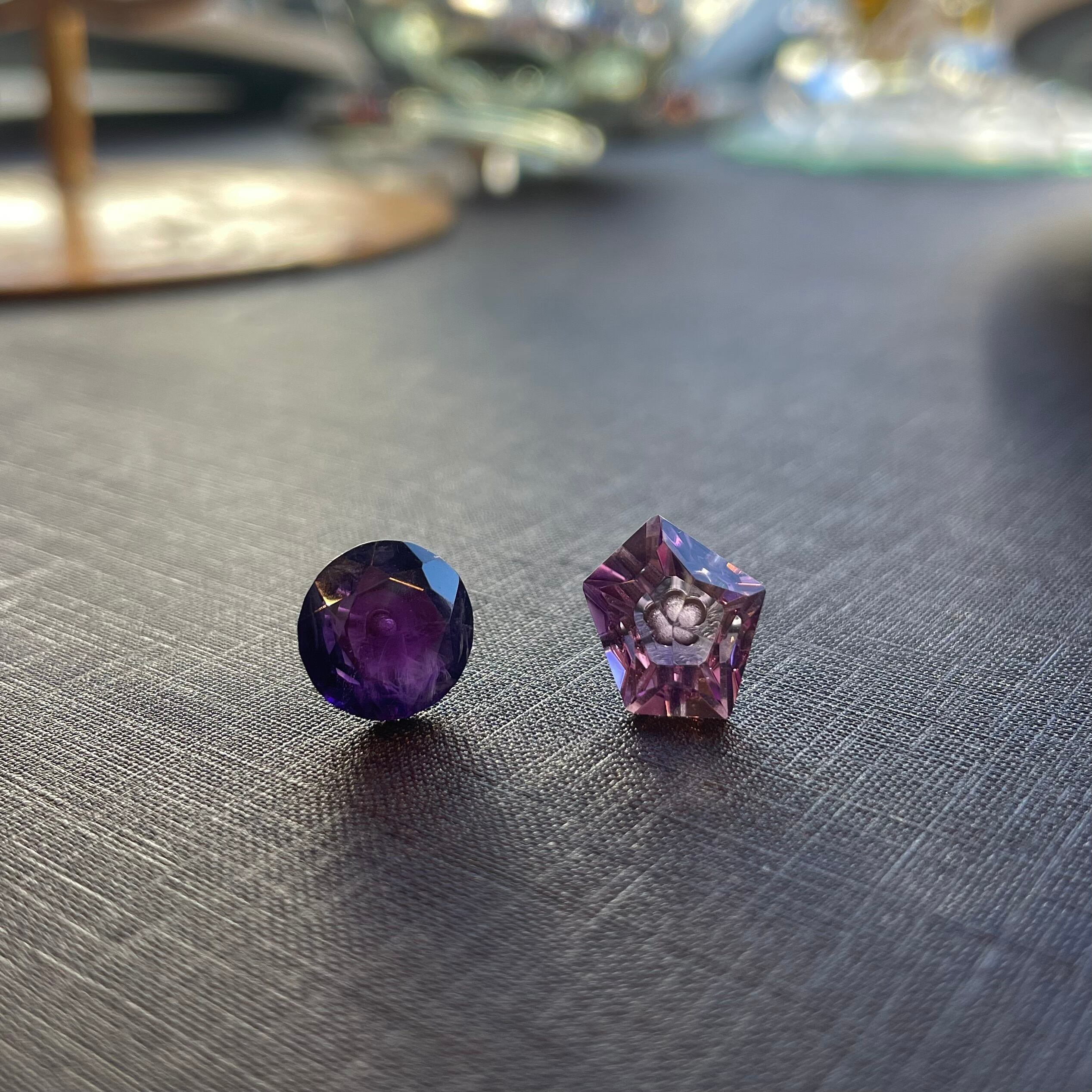 台座付き♡アメジスト ハート型21◇Amethyst◇天然石・鉱石