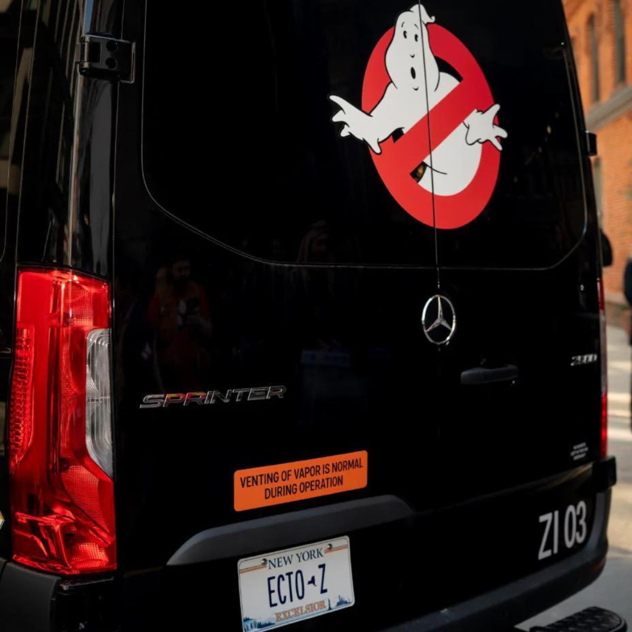 （ECTO Z）ゴーストバスターズ メルセデスベンツ スプリンター ナンバープレート