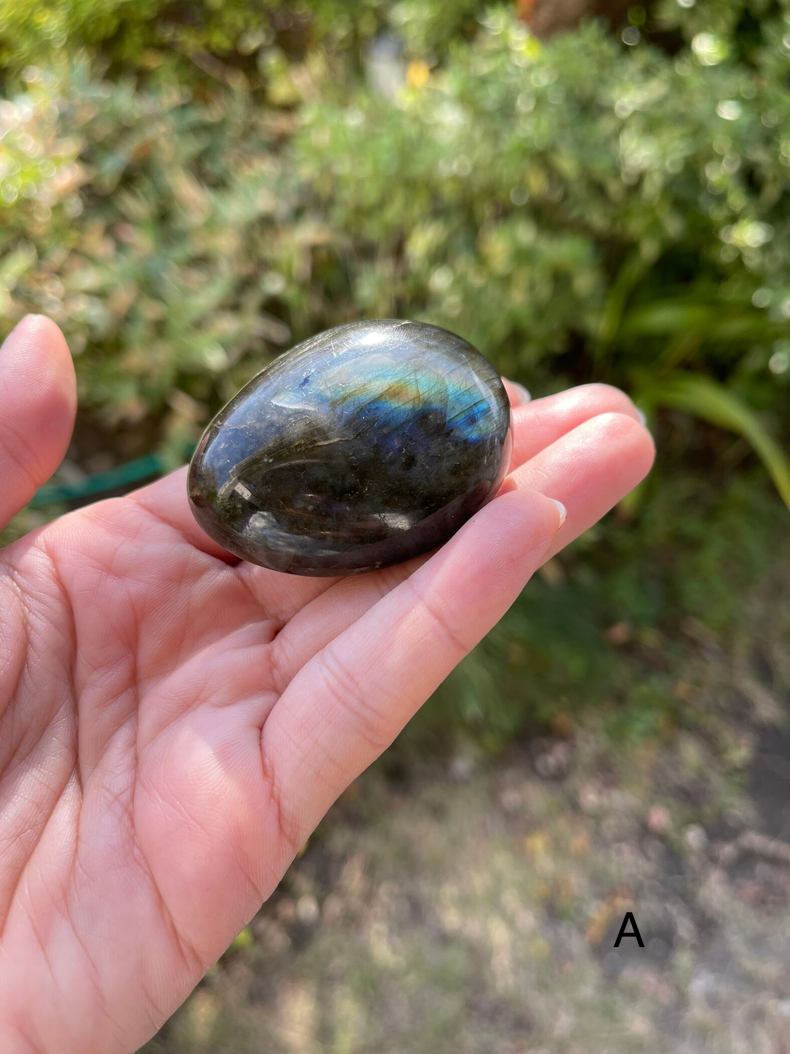 ラブラドライト　パームストーン(Labradorite　Palm stone）
