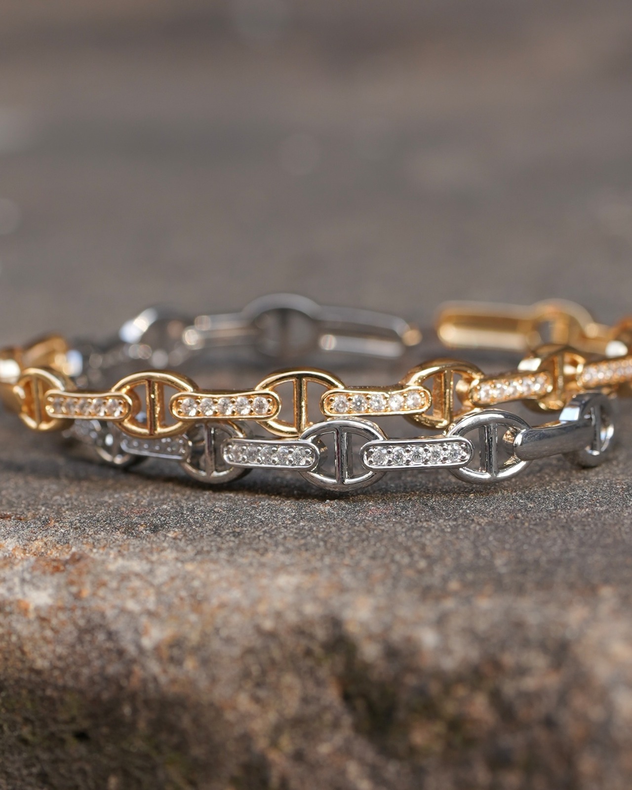 PREMIUM LUXURY ZIRCONIA BANGLE