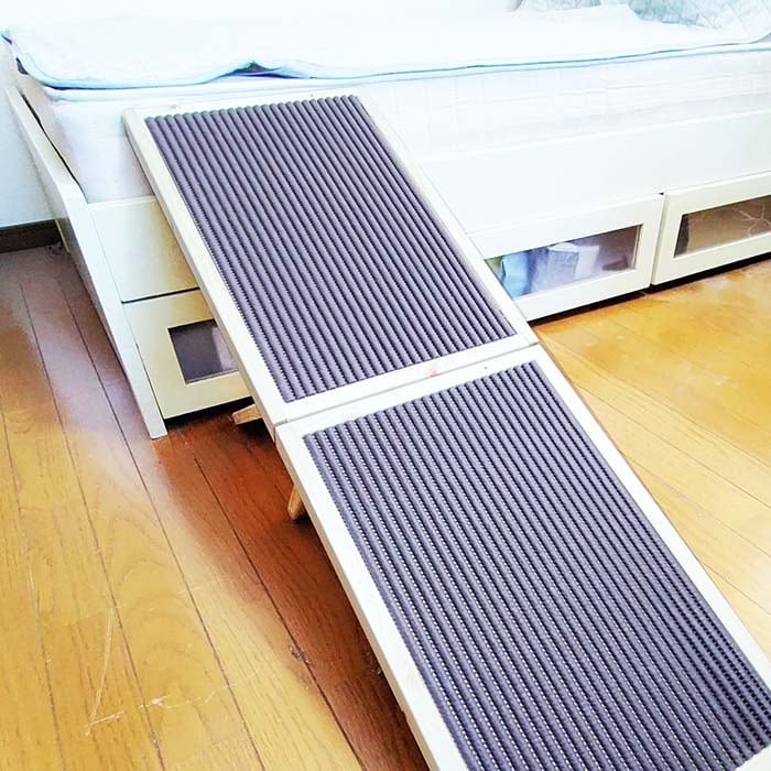 職人手作り】木製2階建て犬用ハウス スロープ付き・無垢材・おしゃれ