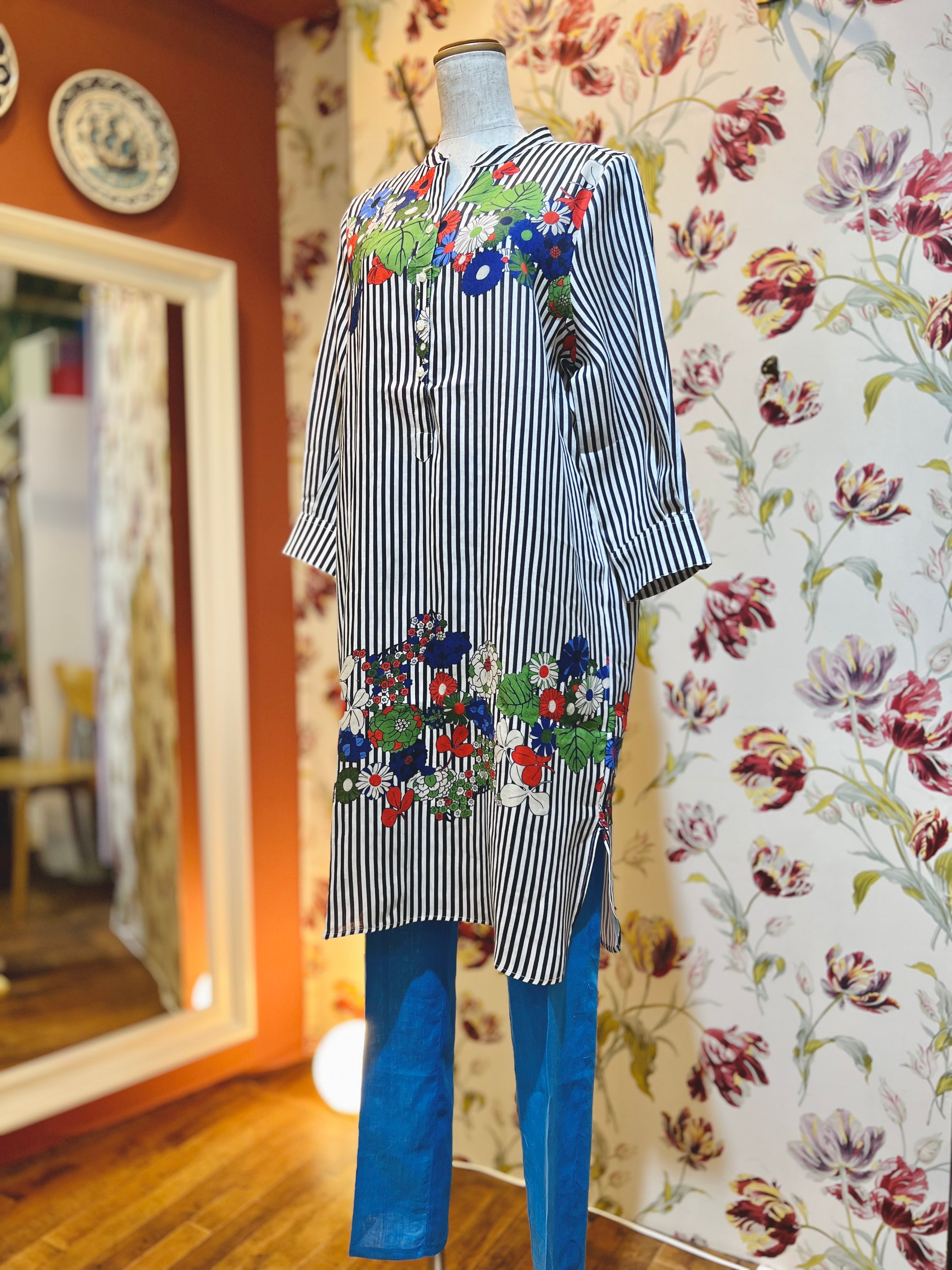 フラワー柄ミディ丈 ワンピース プリント柄ミディ丈ワンピース ZW