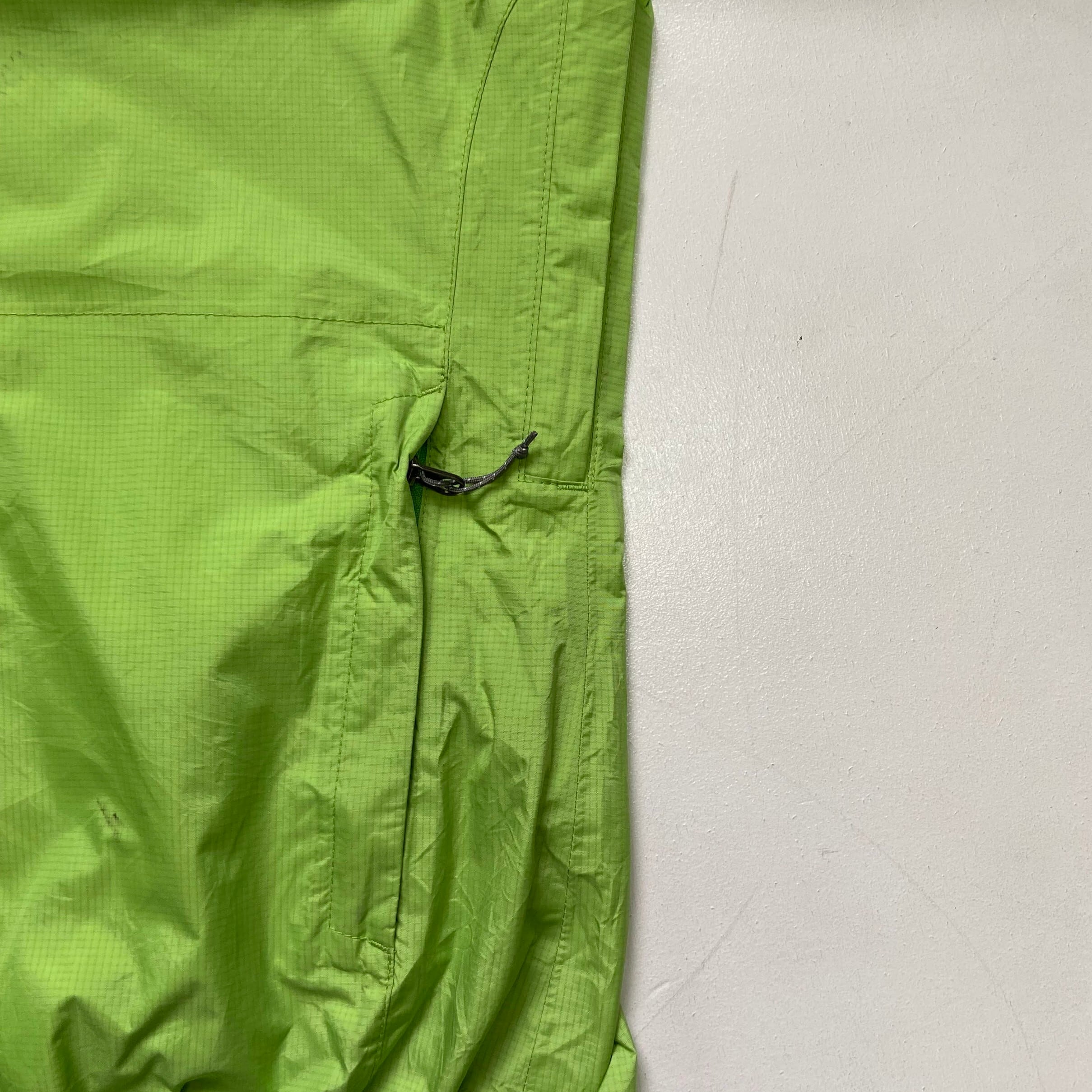 【希少】パタゴニア 中綿 ナイロンジャケット マウンテンパーカー 緑 入手困難