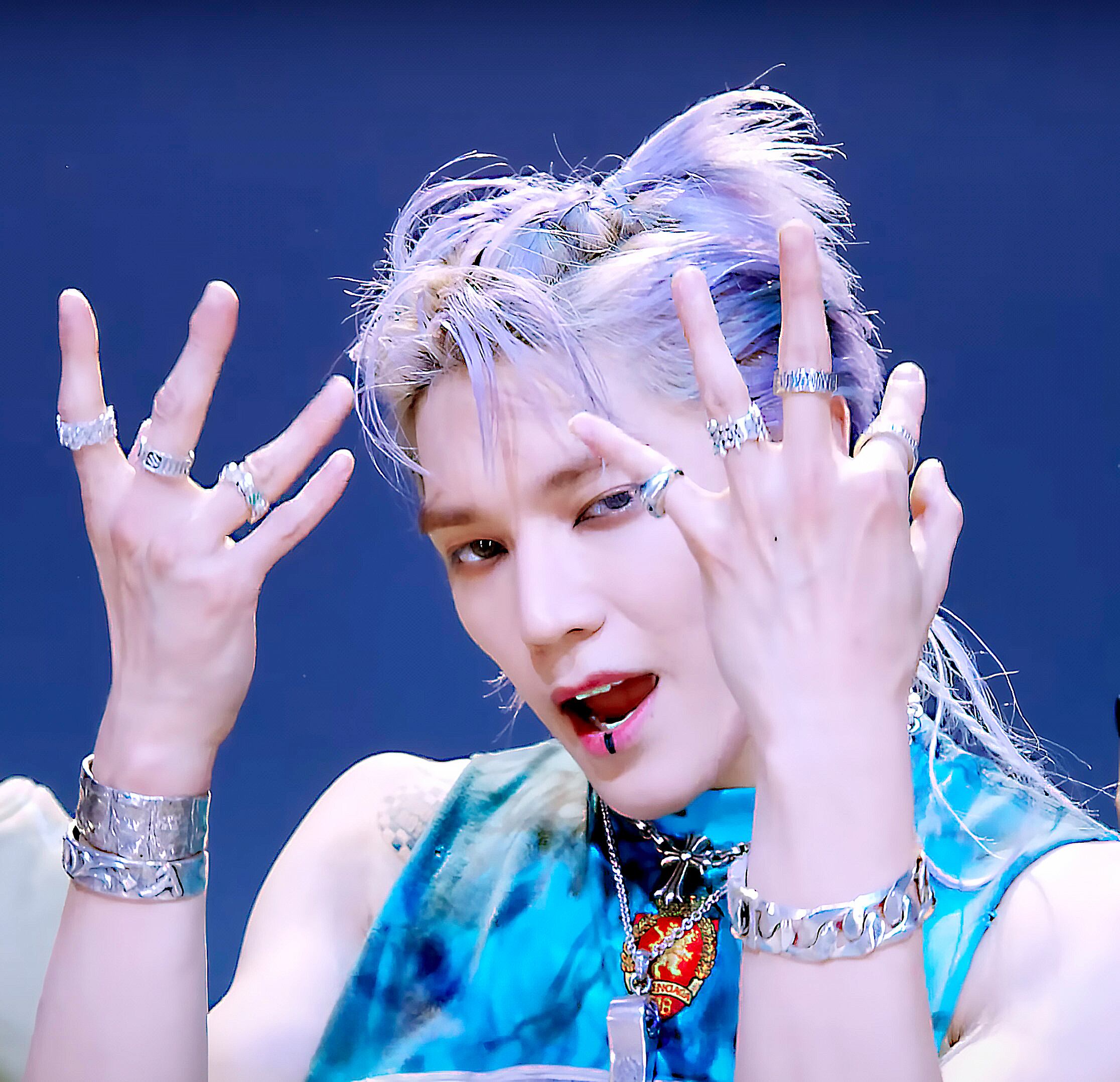 ☆NCT テヨン 着用！【SCUDO】スクードシグネチャーカラーストーン