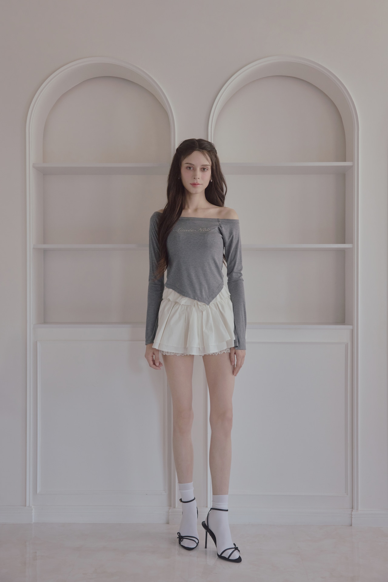 Off-shoulder stone tops
