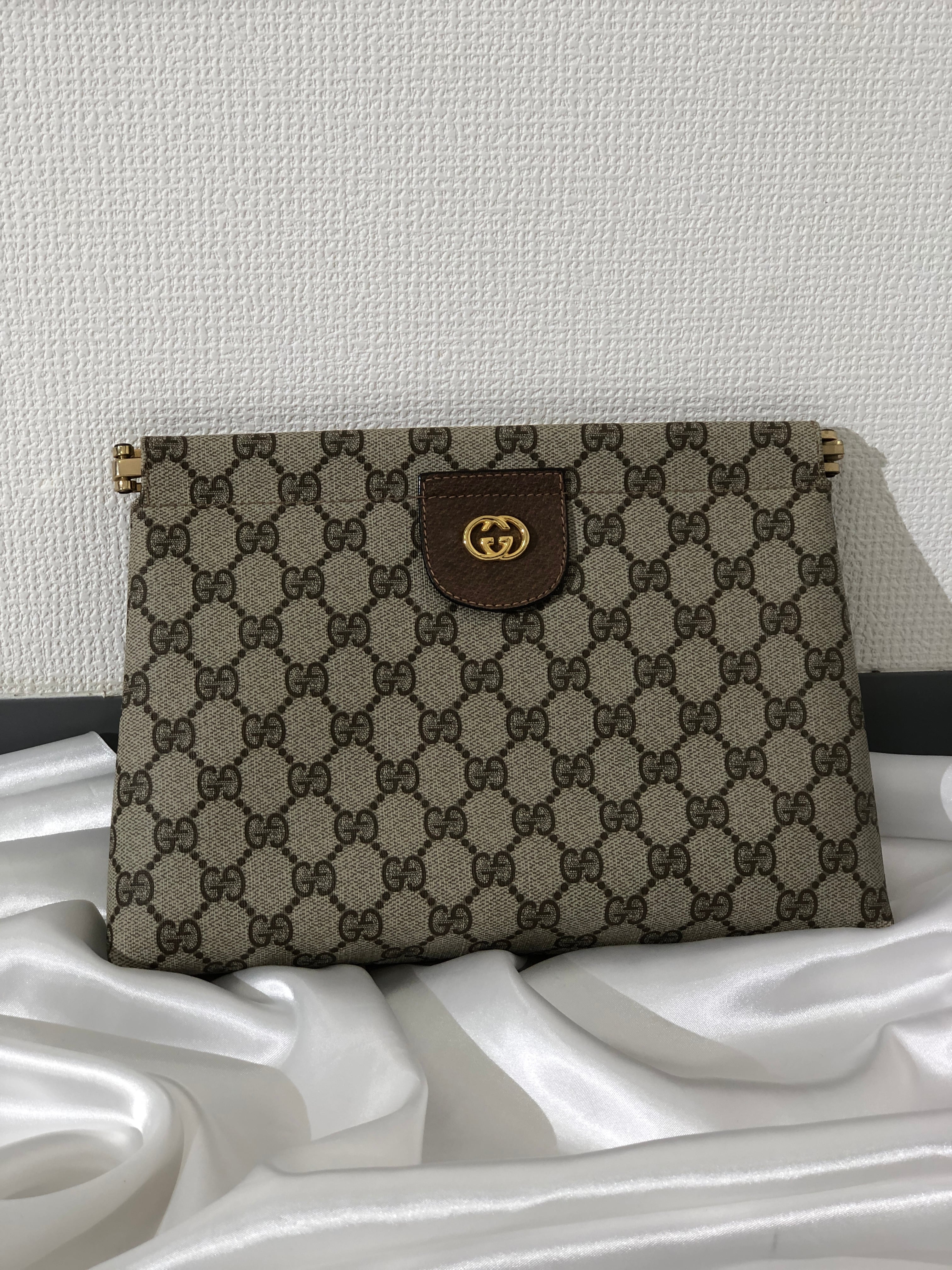 GUCCI グッチ GG柄 GGロゴ キャンバス セカンド クラッチバッグ