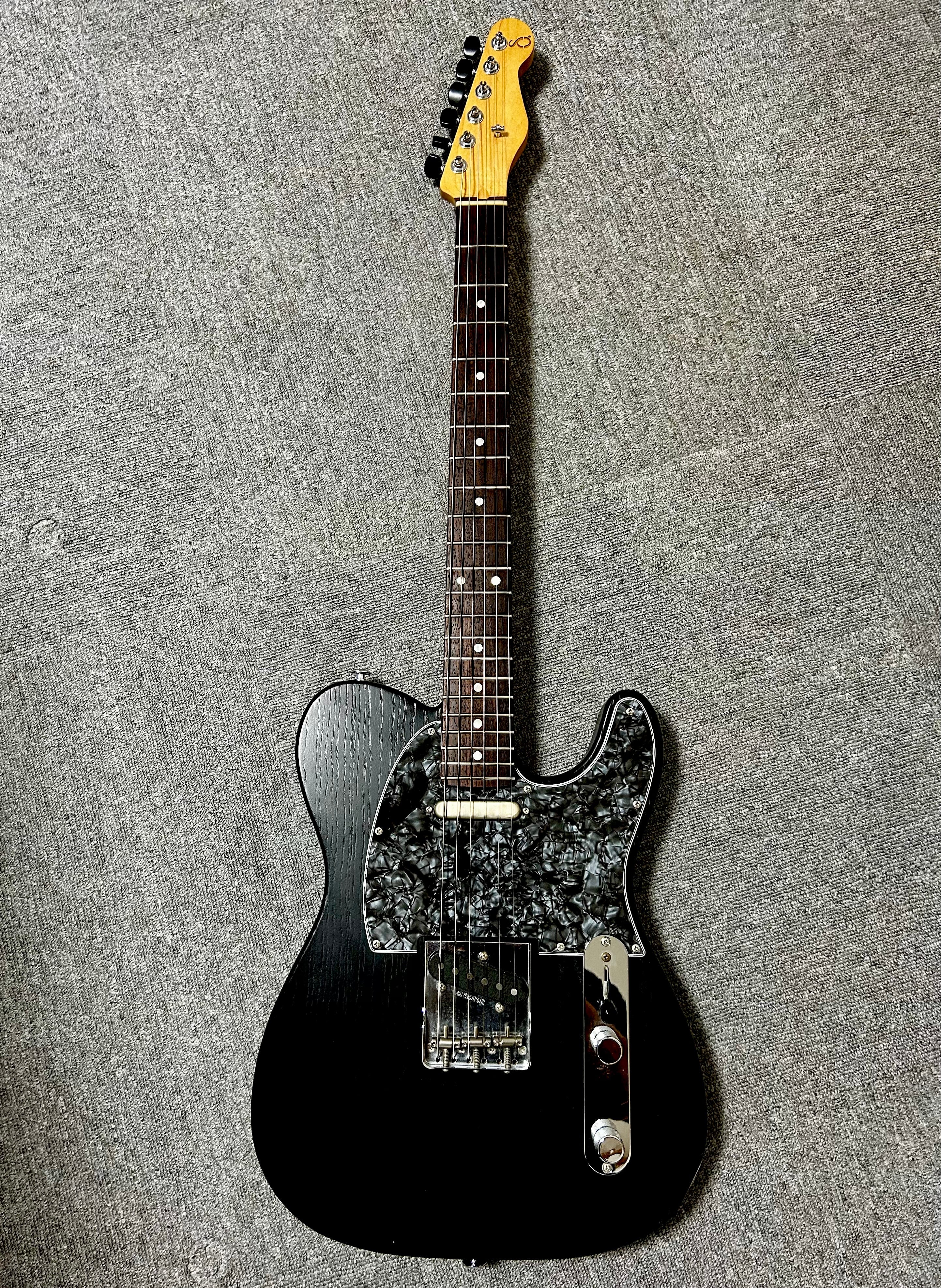 Black Smoker Guitar