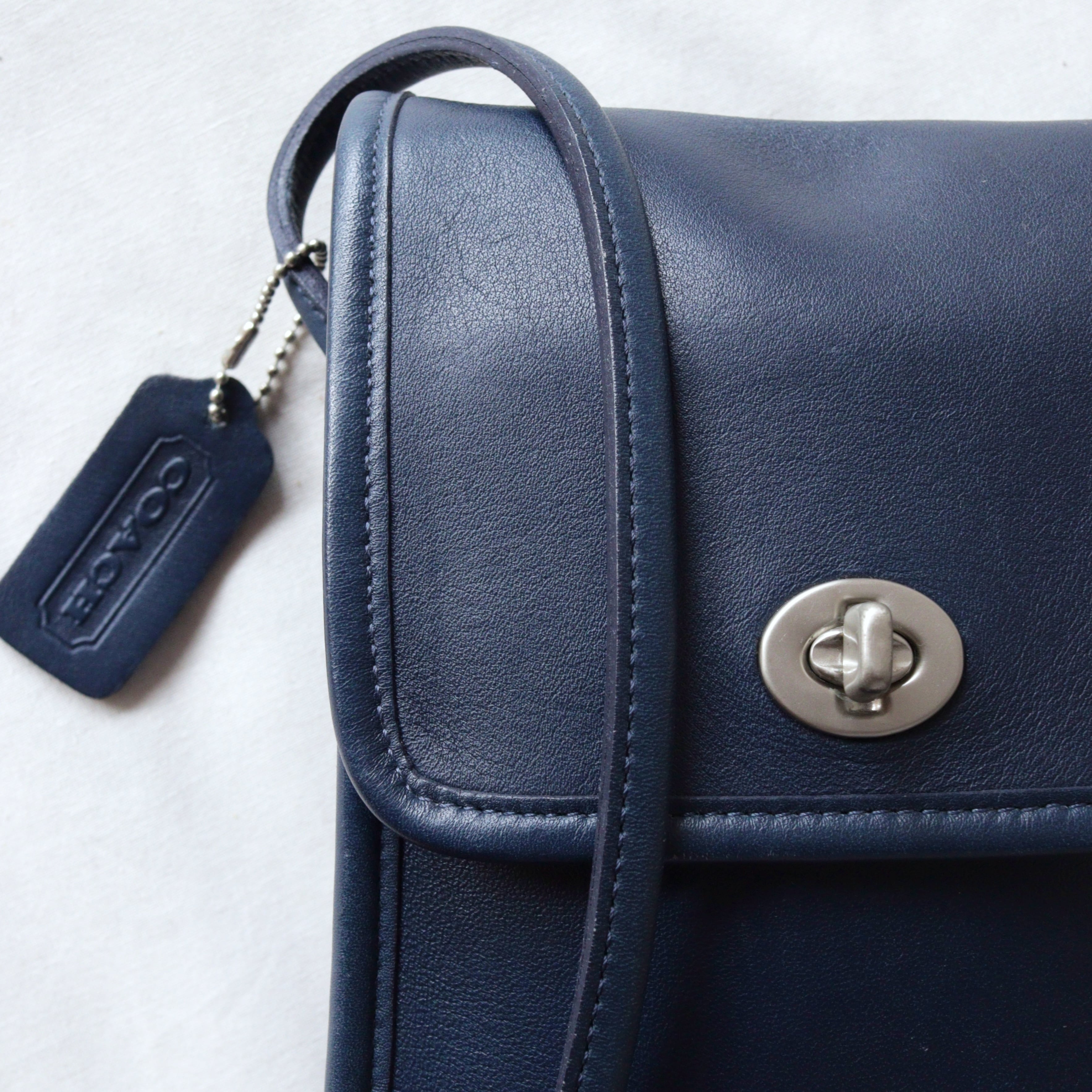 RARE VINTAGE COACH (OLD COACH オールドコーチ) SCOOTER BAG IN BLUE