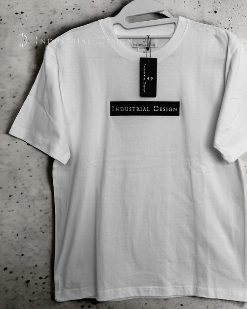 IDボックスロゴTシャツ［black logo］