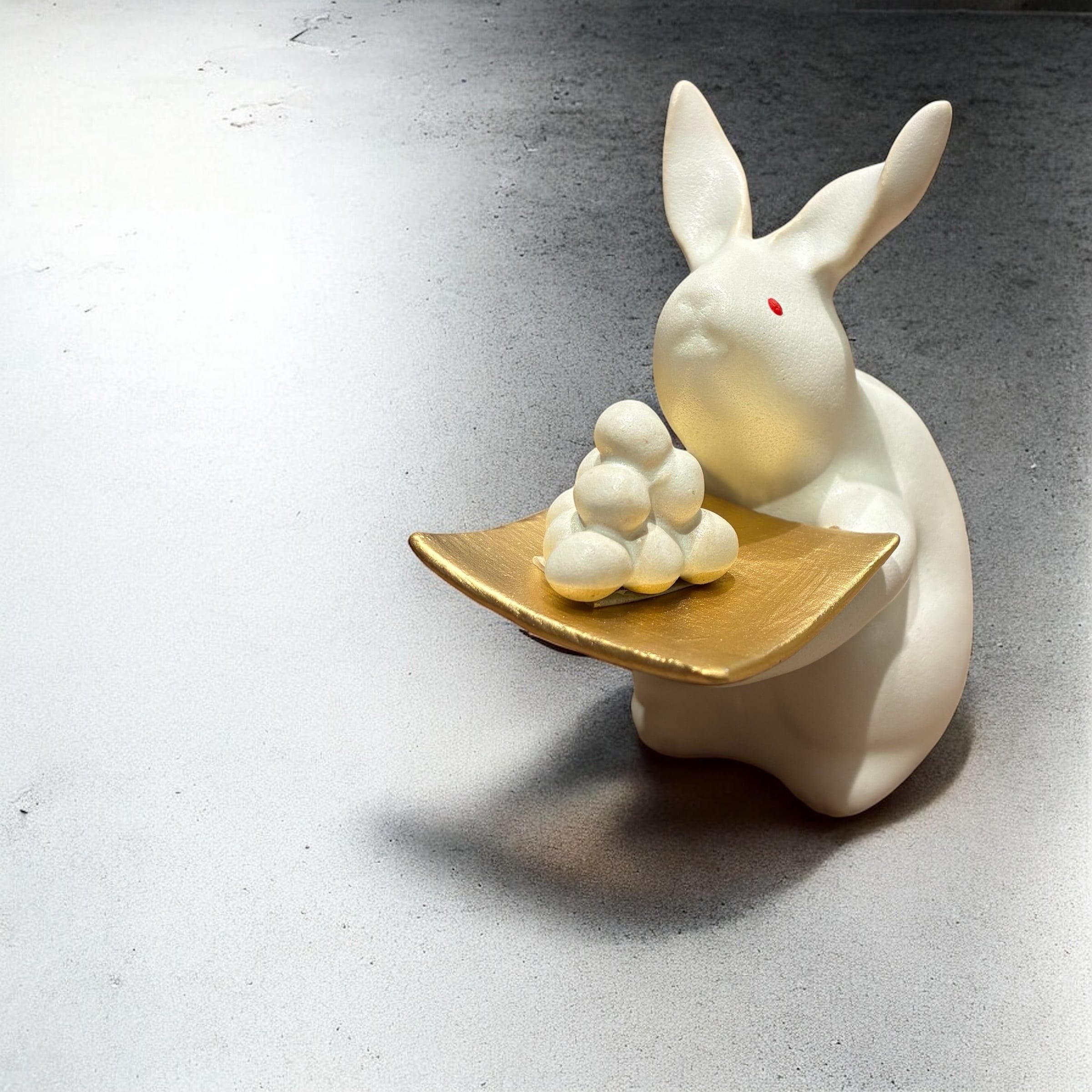 25秋】うさぎ(高さ7.5cm)お団子 | TSUNE;田中恒子の器 オンラインストア