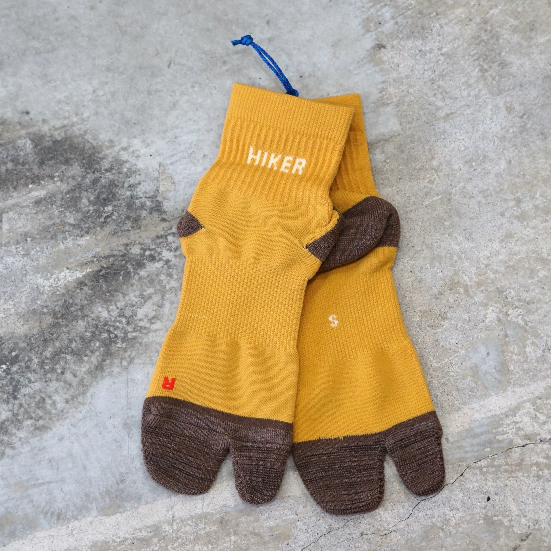 HIKER TRASH / ZEN MONK | 自転車と山道具 DELTA