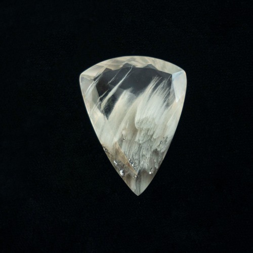 【GENTLE】インクォーツ　ルース　ファセット　天然石　55ct