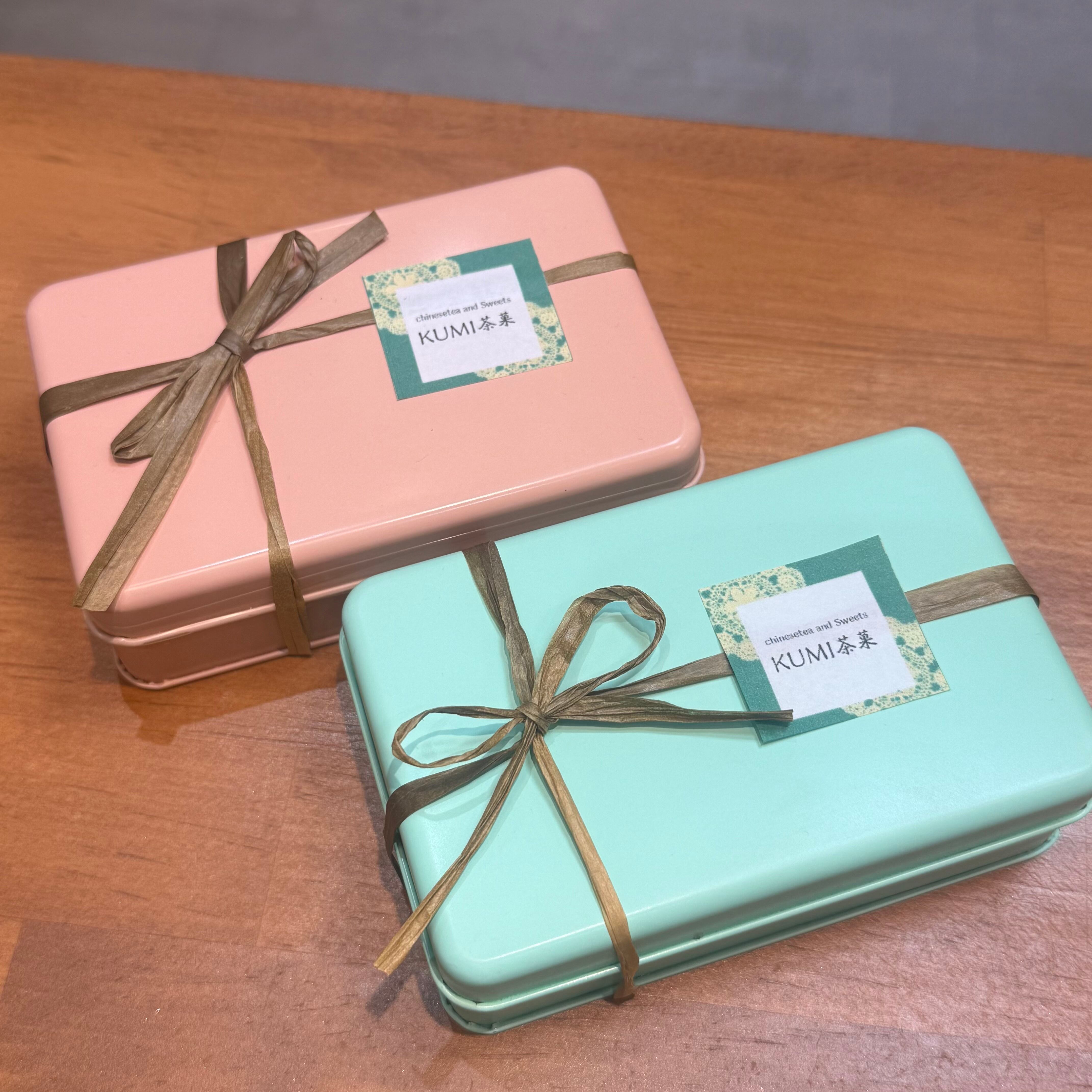 結婚祝いや記念日、内祝いに＊ウェディング＊アイシングクッキー缶