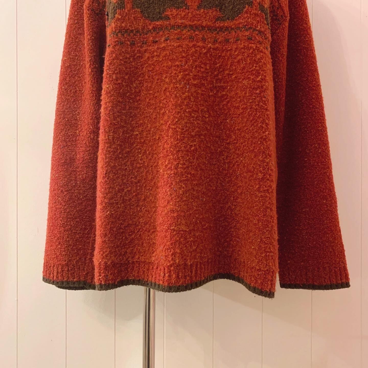 brown rabbit nep sweater