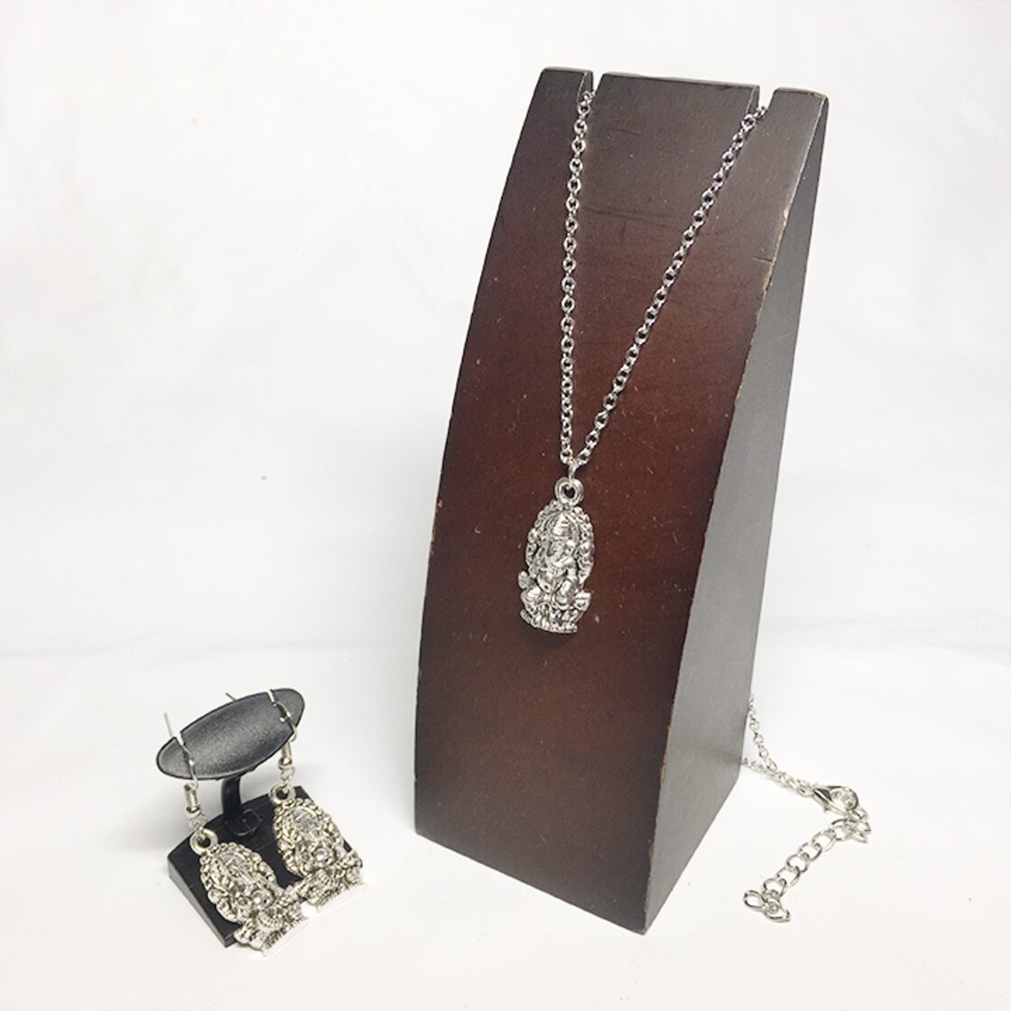 ネックレス ピアス セット ブッダ 大仏 仏陀 神様 2049