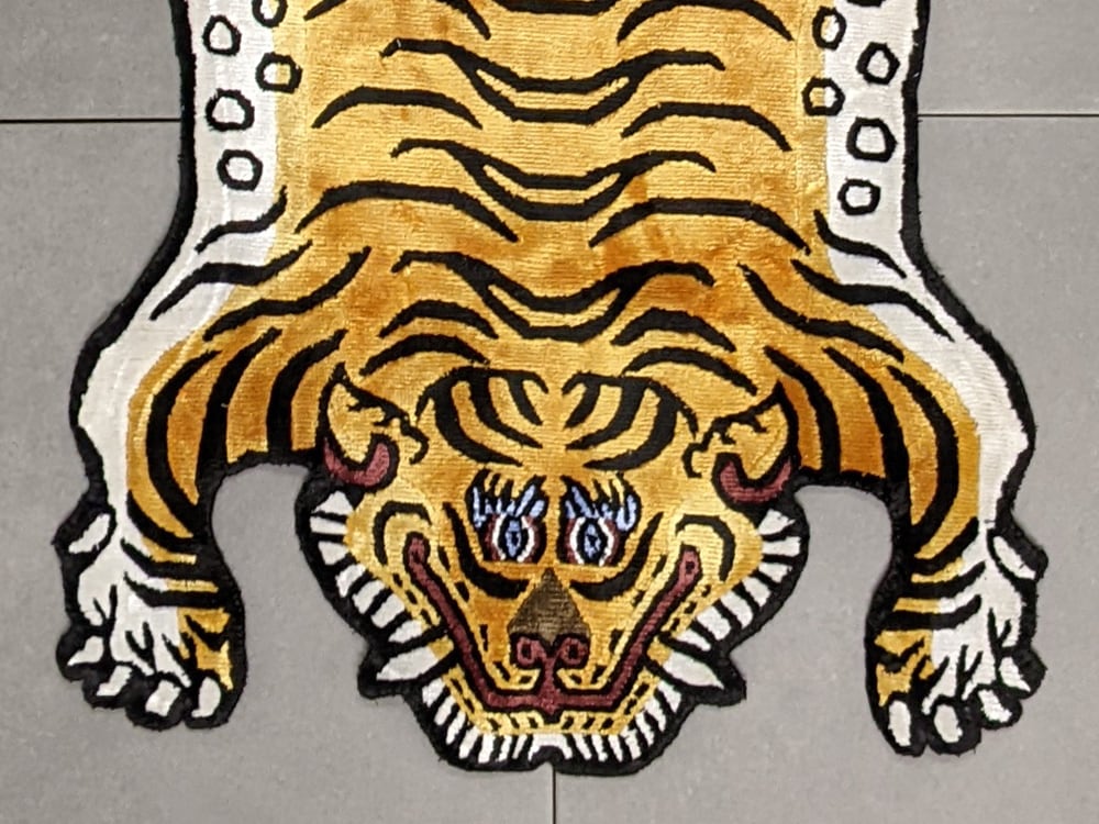 チベタンタイガーラグ　新品未使用 楽天市場】ラグ Tibetan Tiger Rug チベタン タイガー ラグ