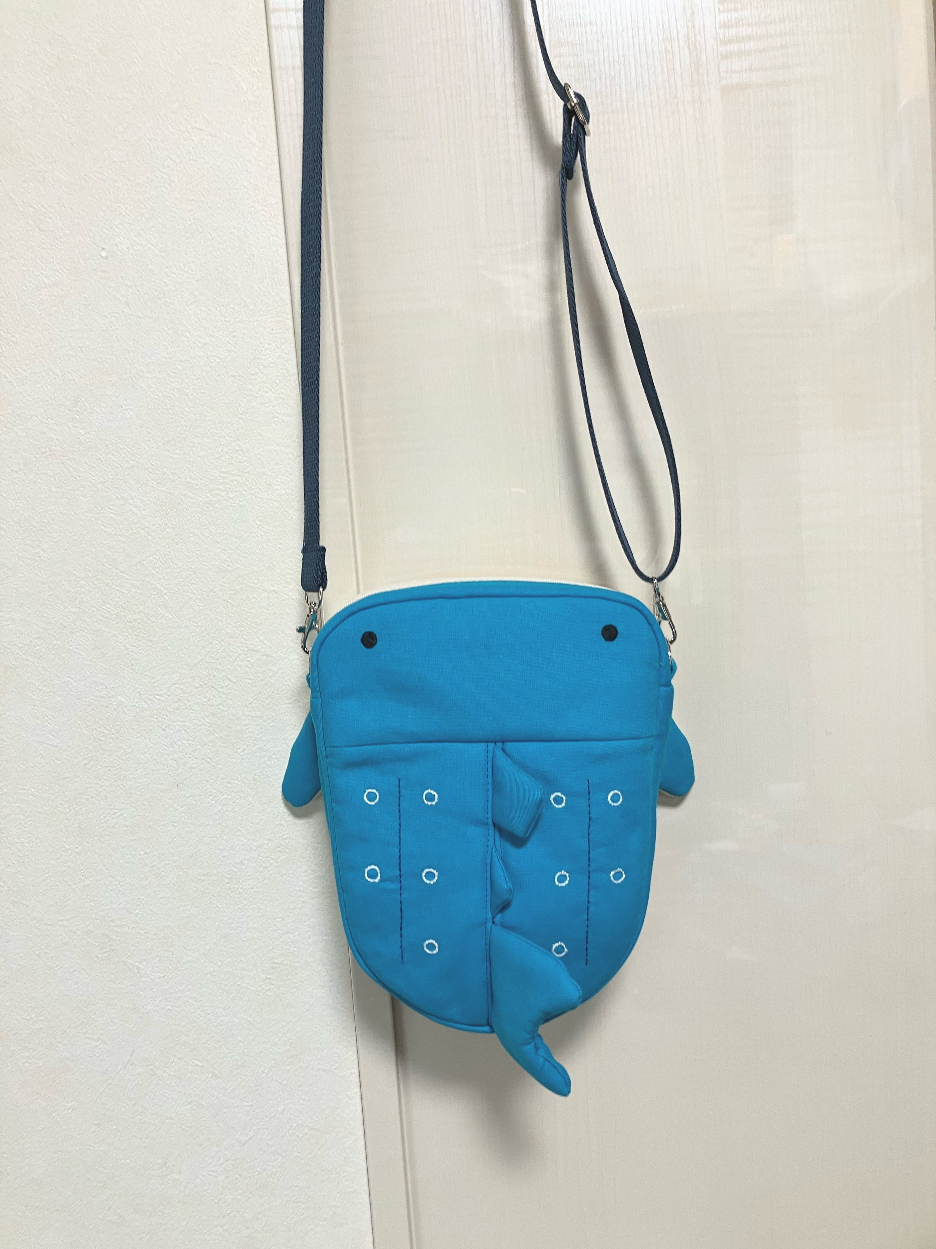 ショルダーベルトなし】スマホポシェット ミニショルダー シャチ
