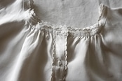 フランス 1900s リネン 貝たちの行進 とろり長いロングワンピースb アンティーク