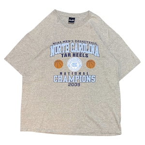 ノースカロライナ大学 2009 NCAA チャンピオン Tシャツ OVB