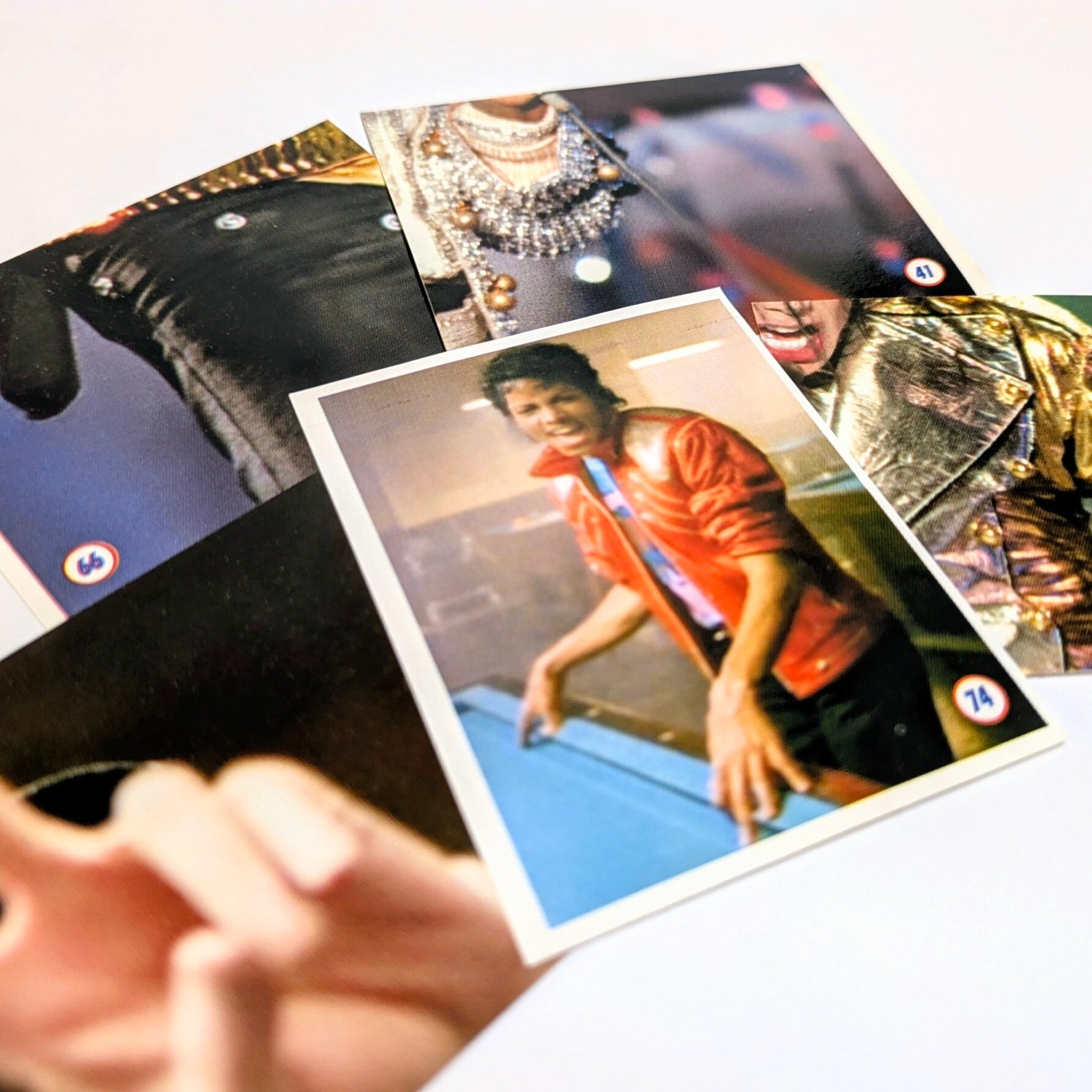 ☆送料無料!☆VINTAGE 80'【 Michael Jackson ( マイケルジャクソン ) 】ALBUM STICKER / VINTAGE ステッカー単品 (1個=5 STICKER入)〚アメリカン雑貨 アメトイ〛