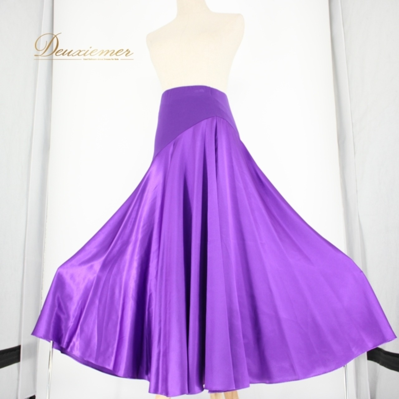 社交ダンス 衣装 スタンダード スカート レッスンウェア オールシーズン 紫 Create-Sun クリエイトサン パープル系 無地 シンプル 光沢感 伸縮性 89cm ウエスト29.5cm パープル 衣装 スカート 舞台映え クリエイトサン ポリエステル 体型カバー ダンスウエア 汎用性 おしゃれ エレガント