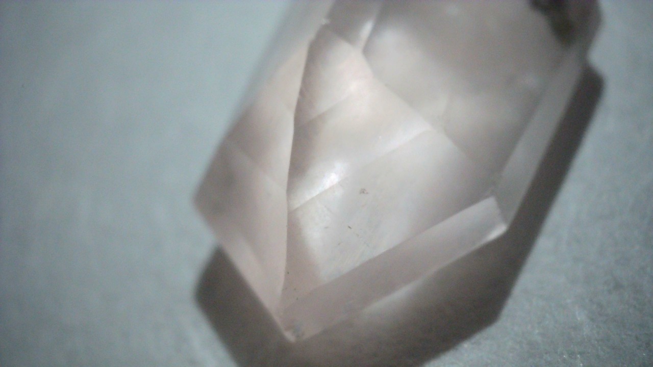 ローズクォーツ　2.09ct　[C13‐175]