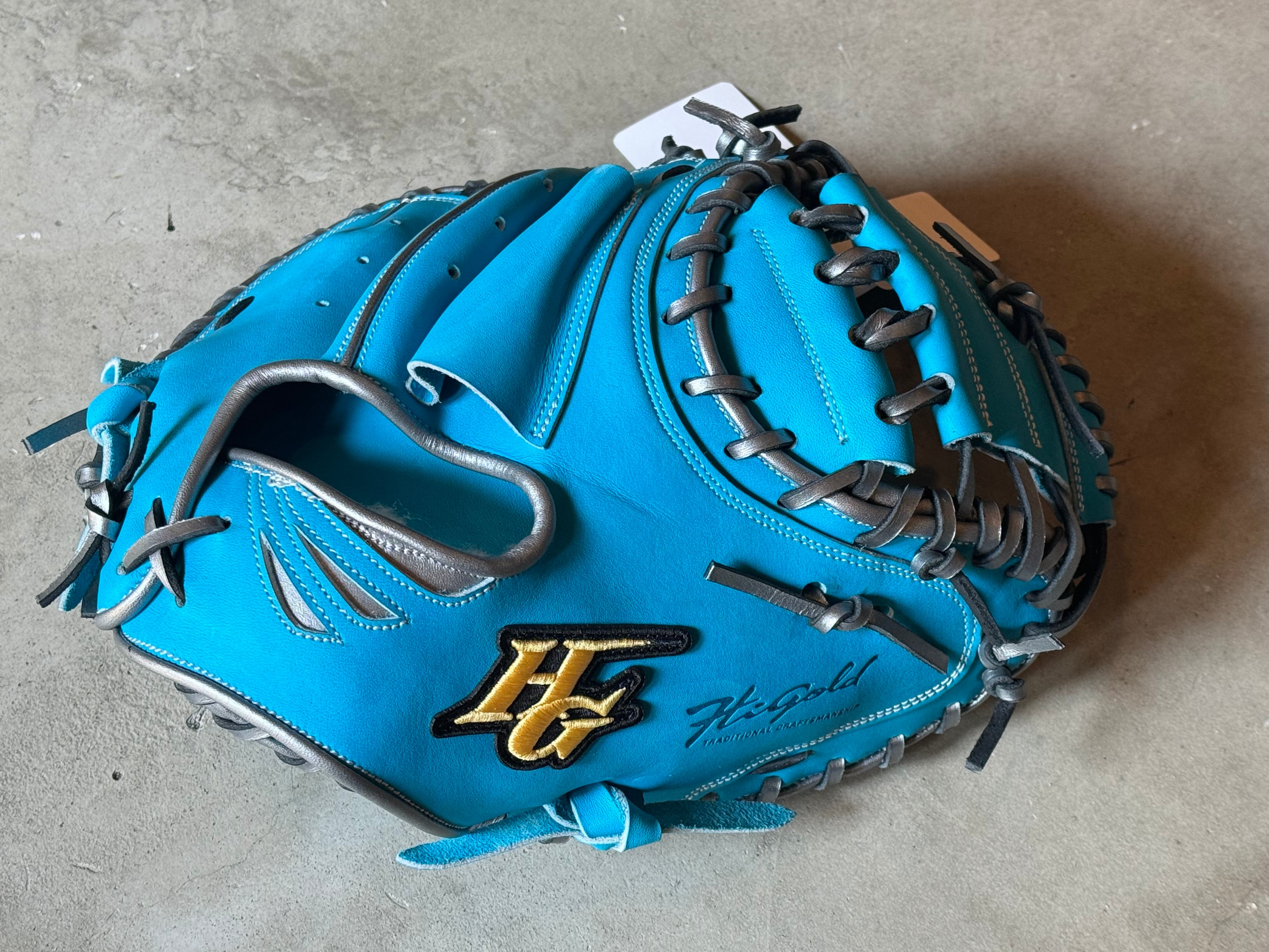 ☆美品&即戦力☆ キャッチャーミット 即戦力❣️ 型付き 美品