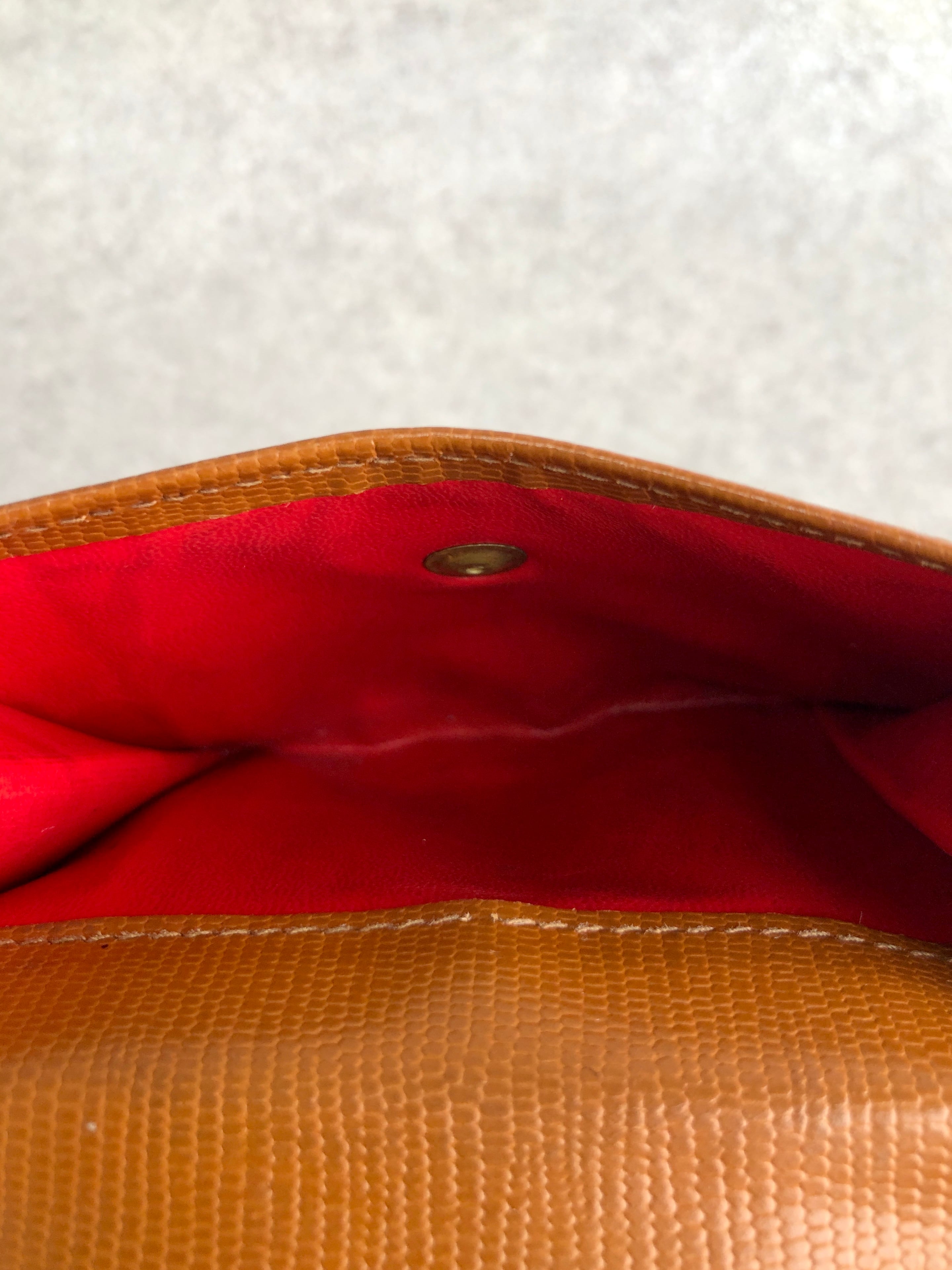 CELINE セリーヌ 財布 キャメル ロゴサークル レザー 二つ折り財布