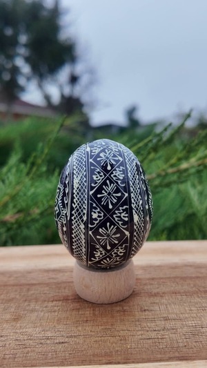 装飾用プィサンカ（イースターエッグ）with stand　コロミヤ博物館モデル
