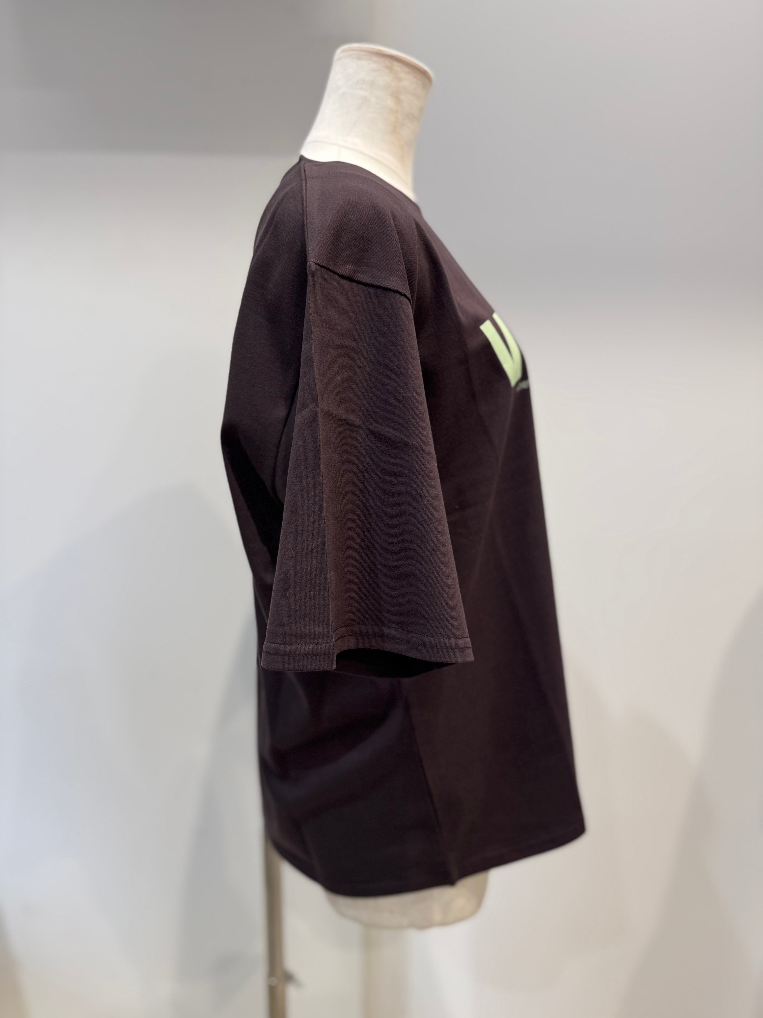 【CHIGNON】"VIGOR"プリントTee 8461-102