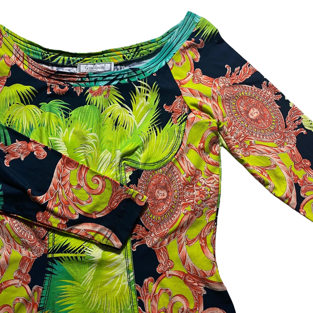 vintage GIANNI VERSACE baroque print tee