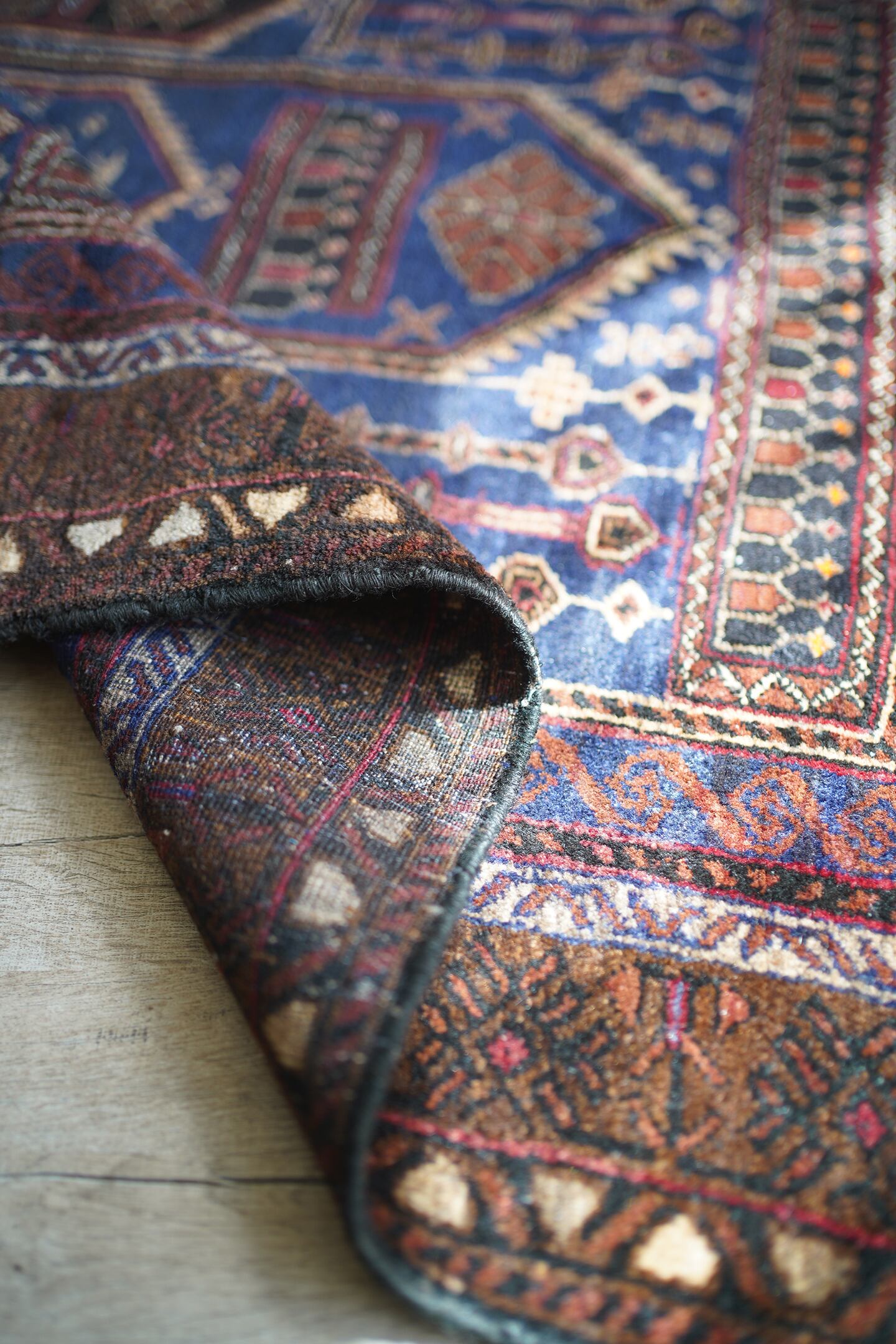 225】Vintage Afghan Baluch rug 1960's | ヴィンテージラグ専門店