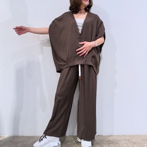 ルギバ lugiva tokyo R/Tスラブ肩ギャザーフリンジノースリーブ