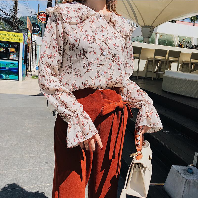 キャンディスリーブ小花柄ブラウス