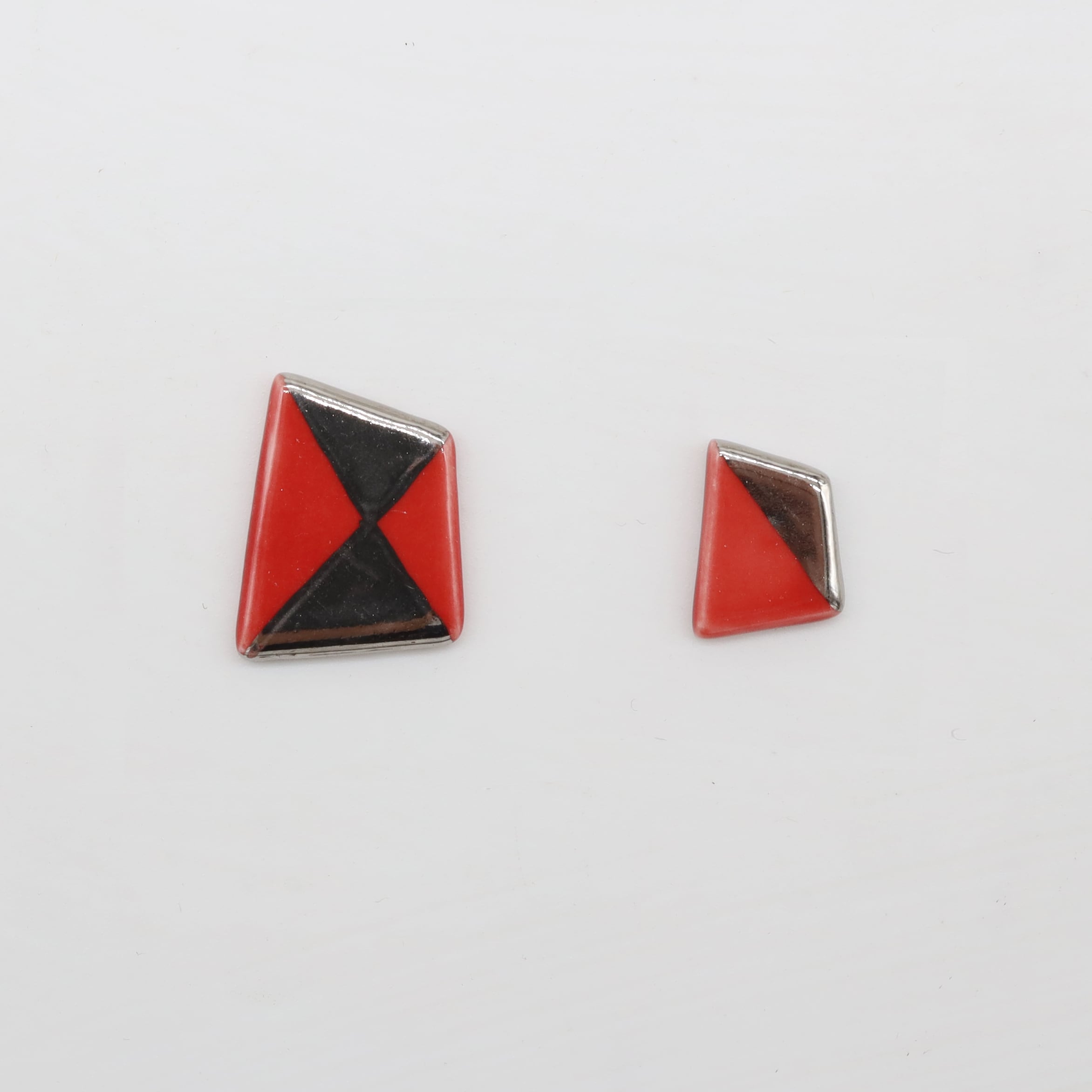 eb2】Lサイズ 染錦 椿 イヤリング／ピアス／ノンホールピアス | 器と