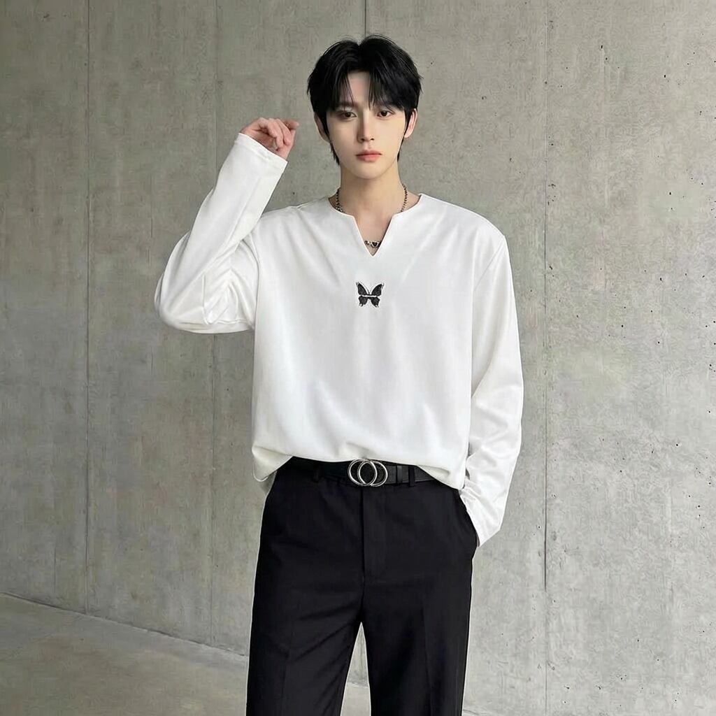 バタフライエンブレム Vネックロングスリーブプルオーバー 2カラー D12267