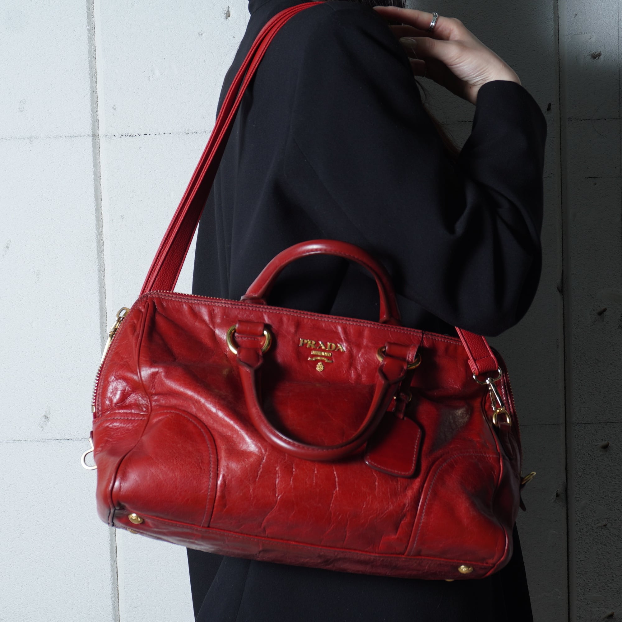 CELINE】セリーヌ ”ゴールドトリオンフロゴ”マカダム柄レザー CELINE】セリーヌ ”ゴールドトリオンフロゴ”マカダム柄レザー