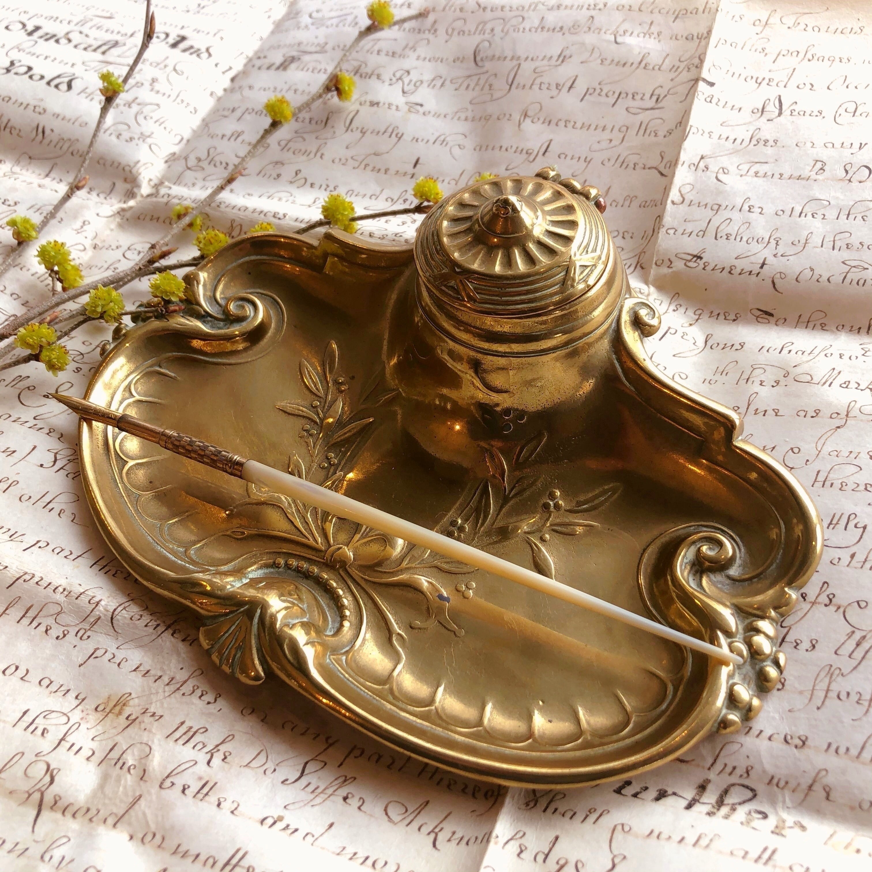 真鍮のインクウェル | メルキュール骨董店