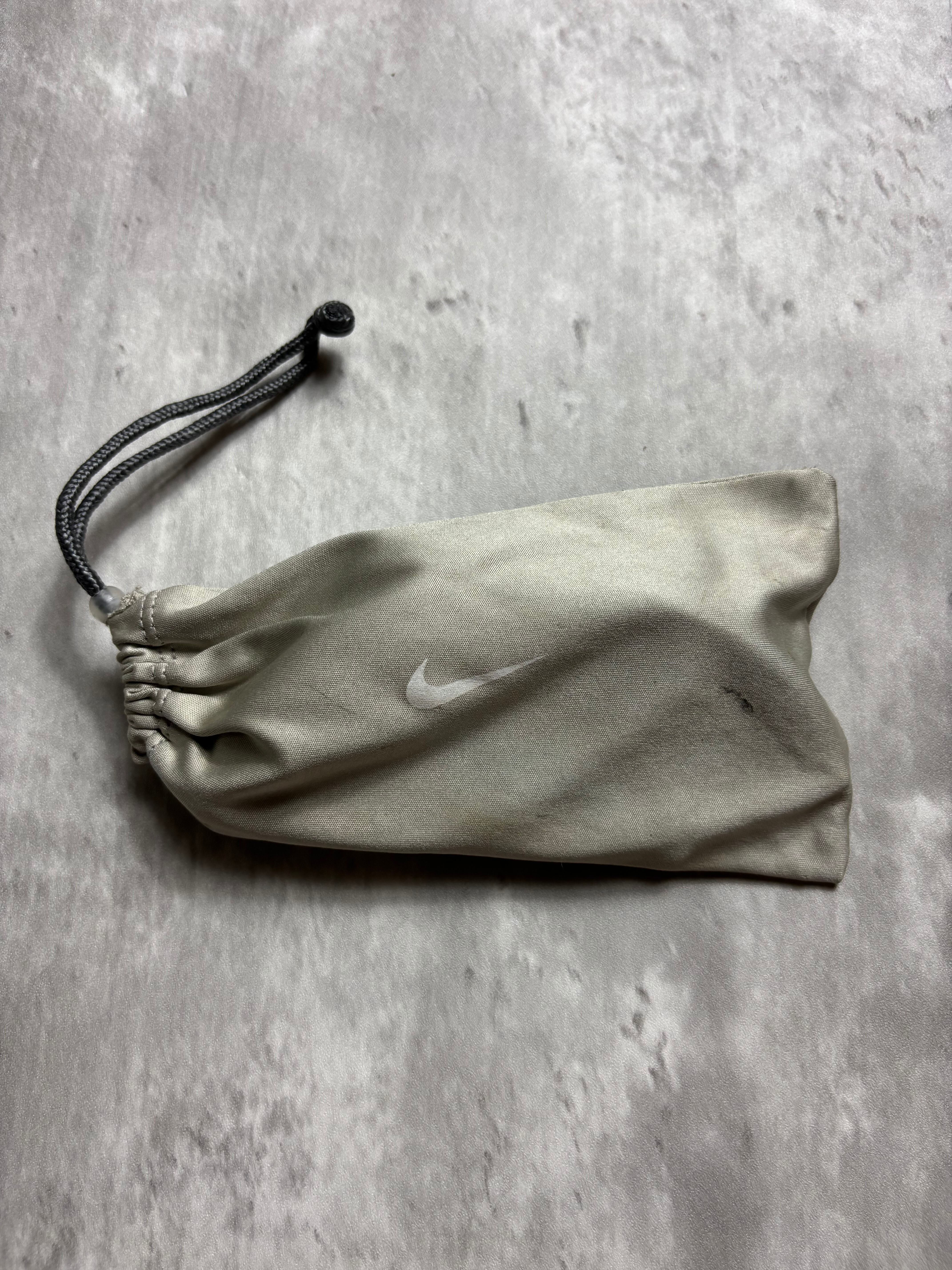 NIKE ナイキ　サングラス TARJ ブラック　専用袋付き NIKE 