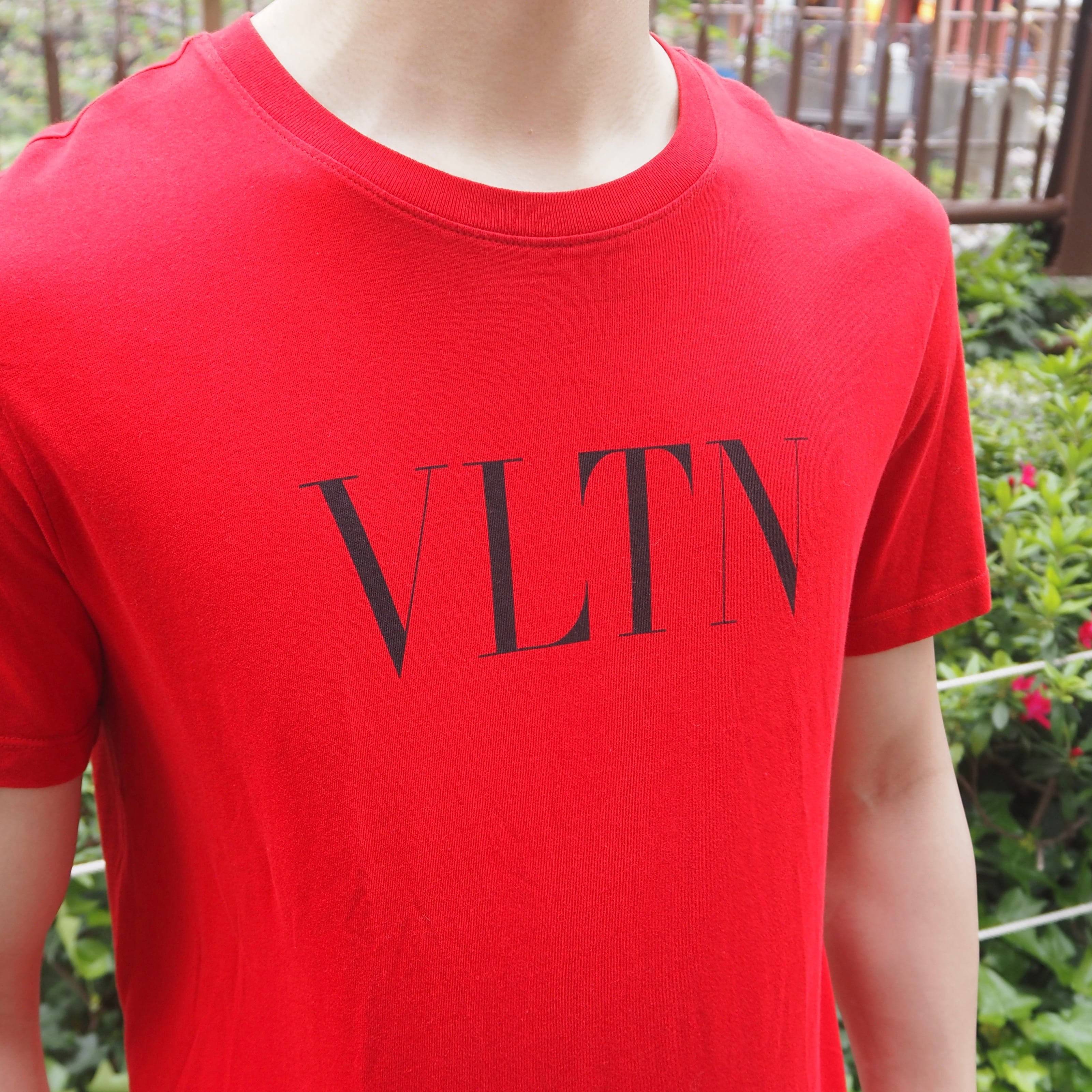 VALENTINO VLTN ロゴ Tシャツ レッド ヴァレンティノ | 2122TOKYO
