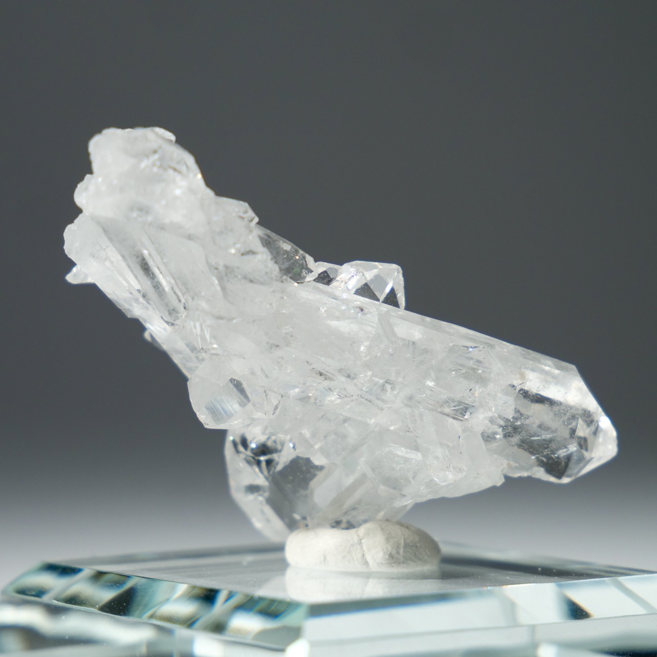 パキスタン産 水晶 クリアクォーツ/ 原石 標本【2】