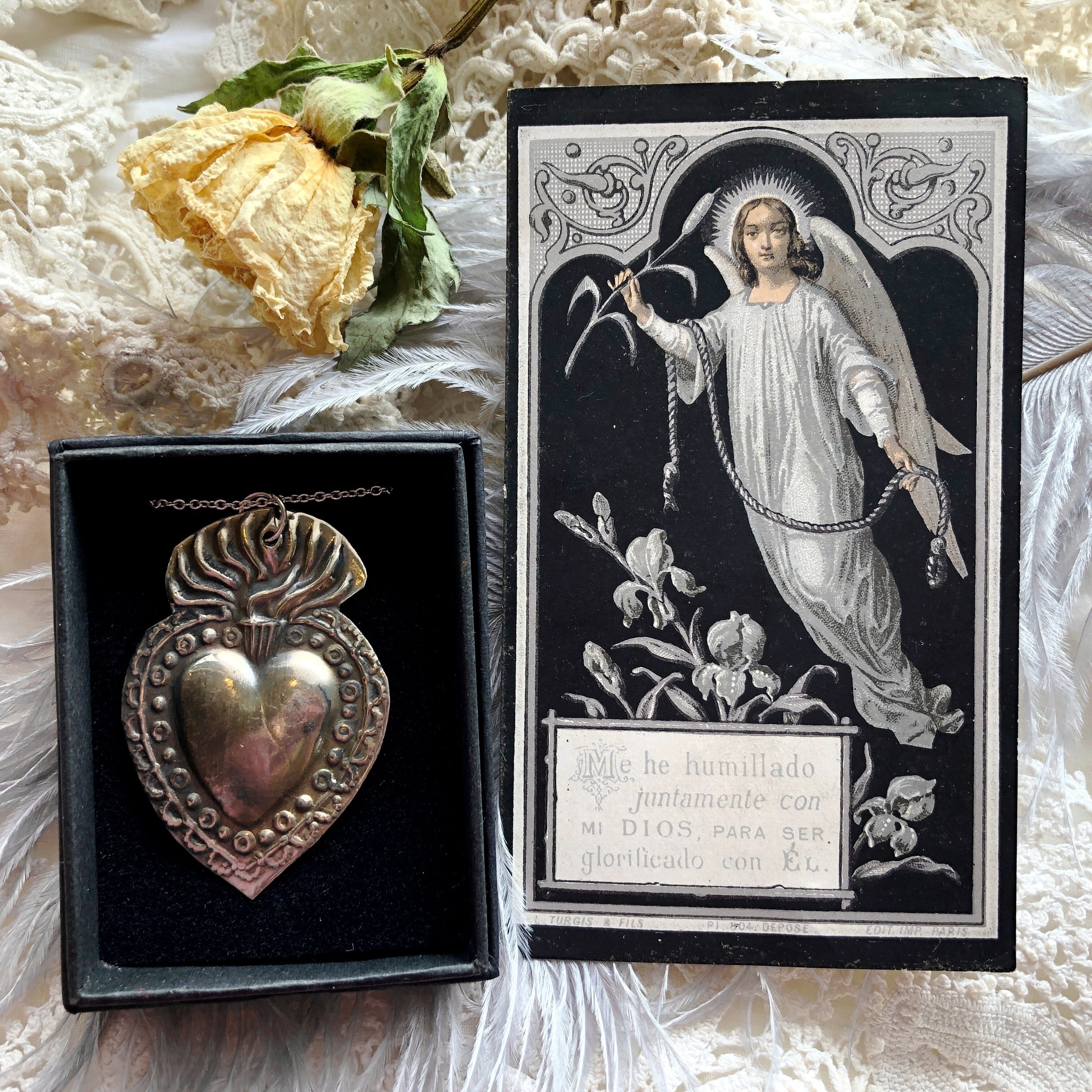 フランスアンティーク 初聖体 立体的なカード 天使 カニヴェ 聖体拝領