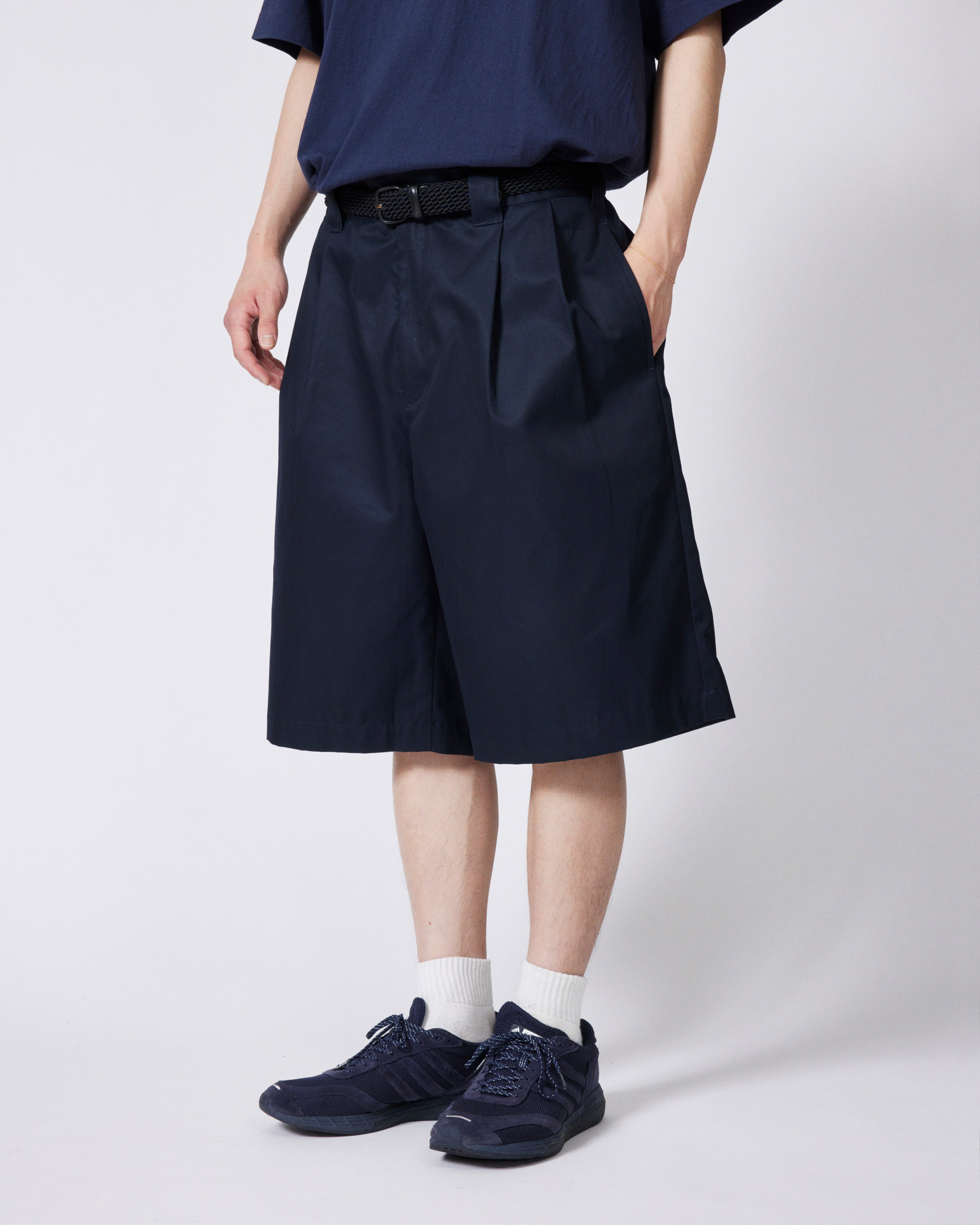everyone two tuck cotton wide short pants (D.NAVY) | everyone