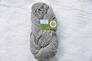 ウール　無染色　毛糸　ライトグレー