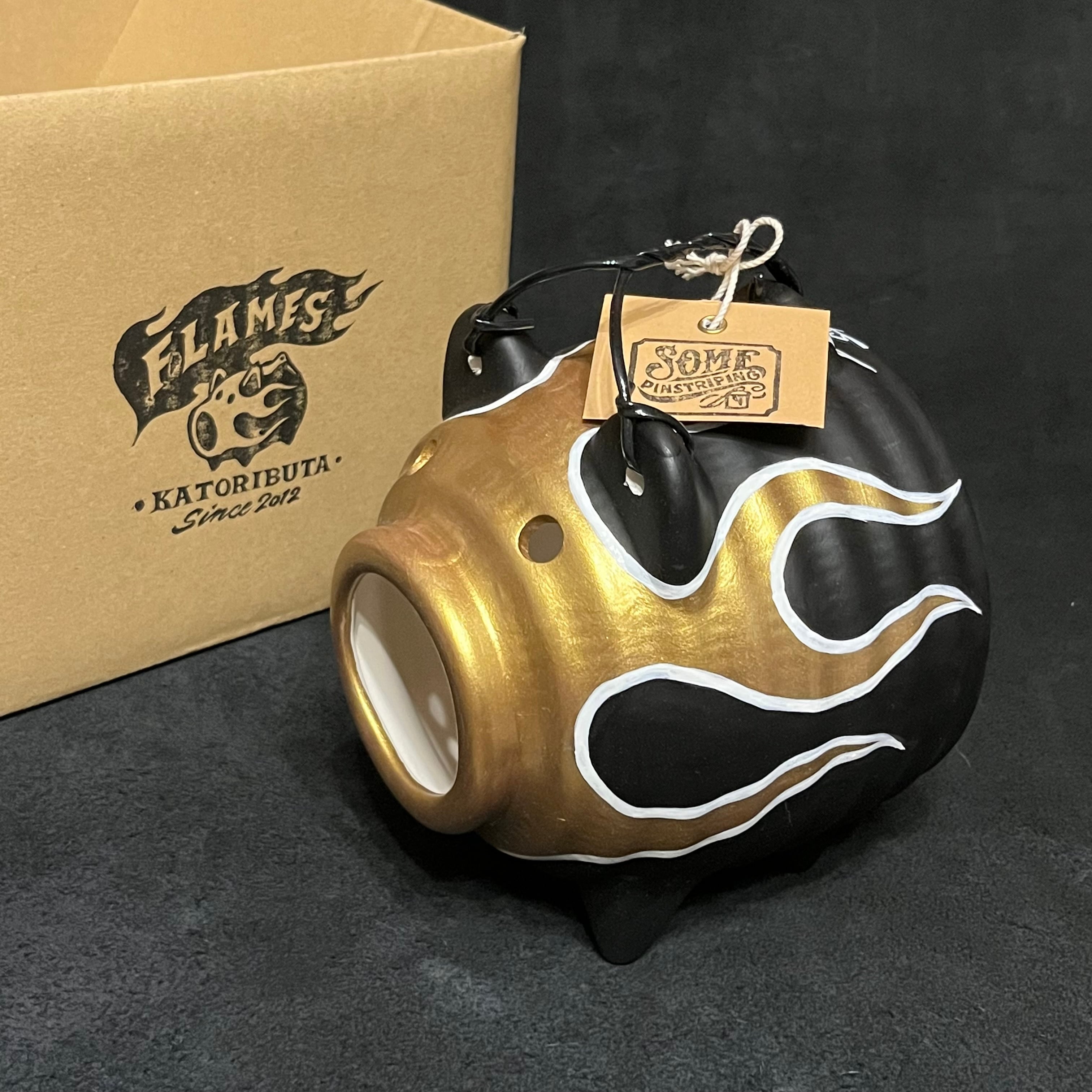 置物 | Some-Pinstriping