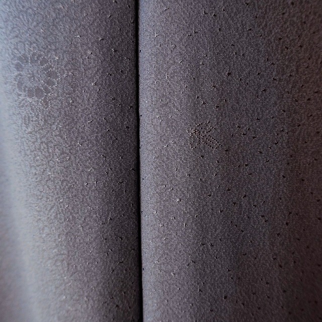 【袷】藍墨茶　菊地紋　一つ紋　色無地